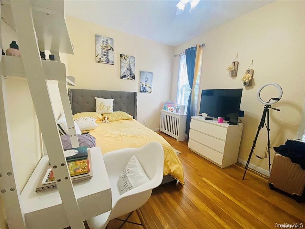 2884 Saint Theresa Avenue, Bronx, NY 10461