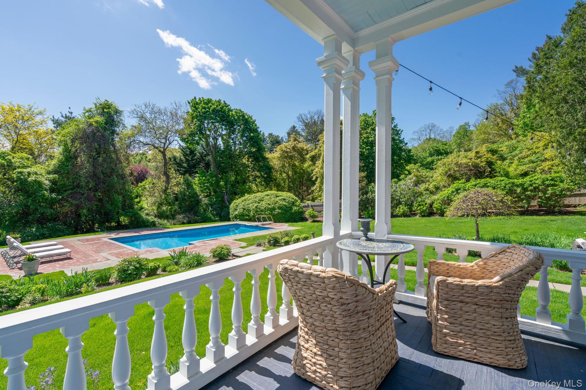 381 W Neck Road, Lloyd Harbor, NY 11743