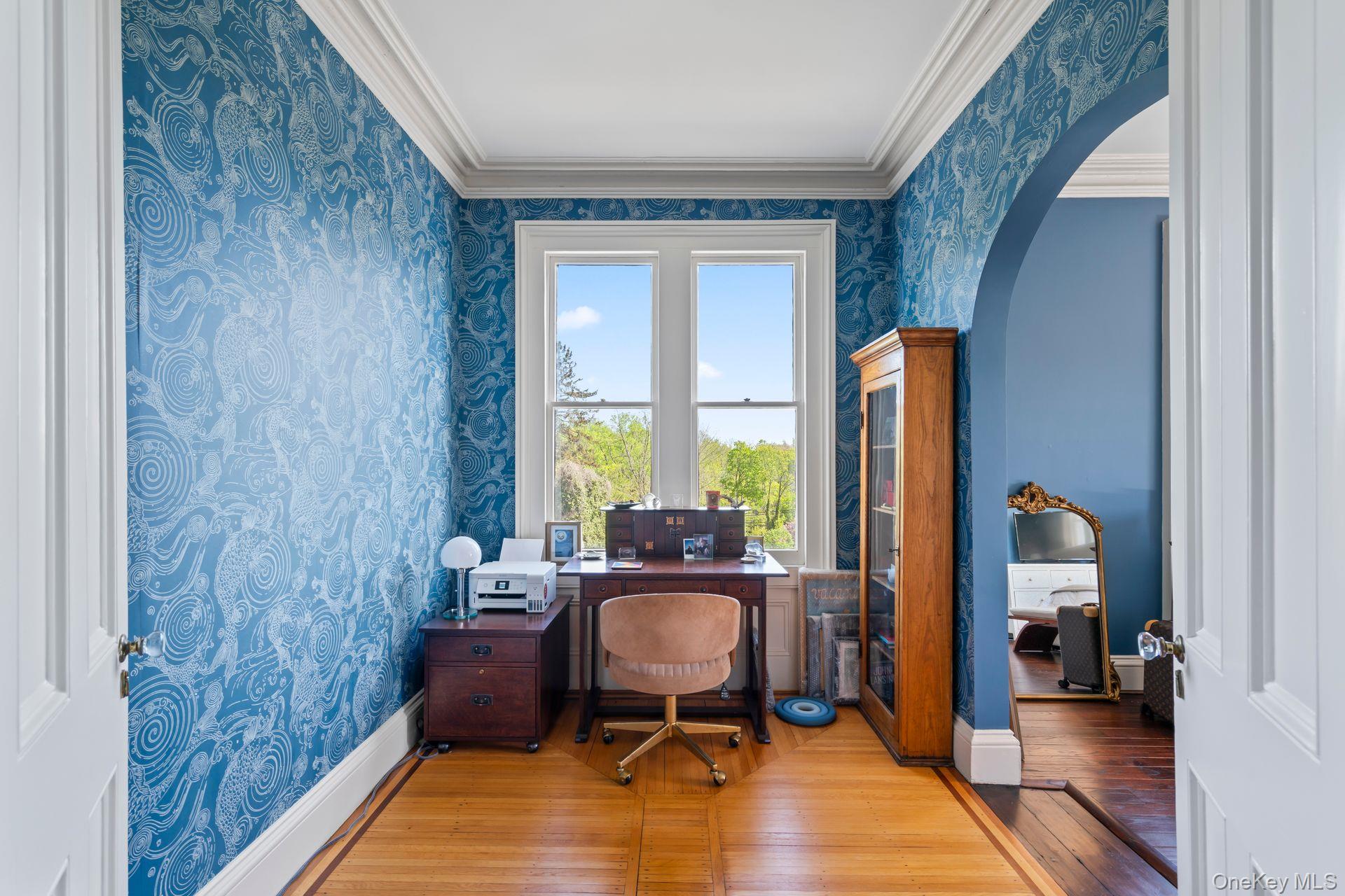 381 W Neck Road, Lloyd Harbor, NY 11743