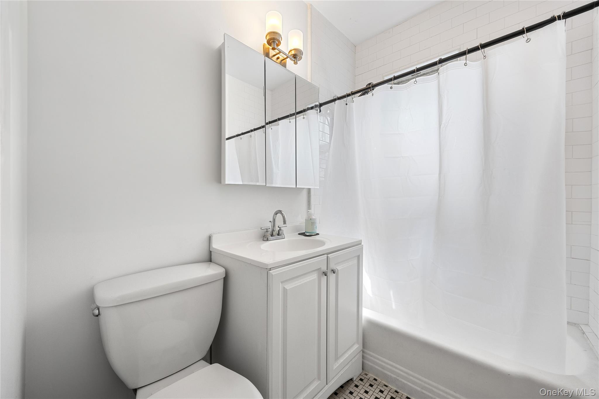 152-26/28 Northern Boulevard, Flushing, NY 11354