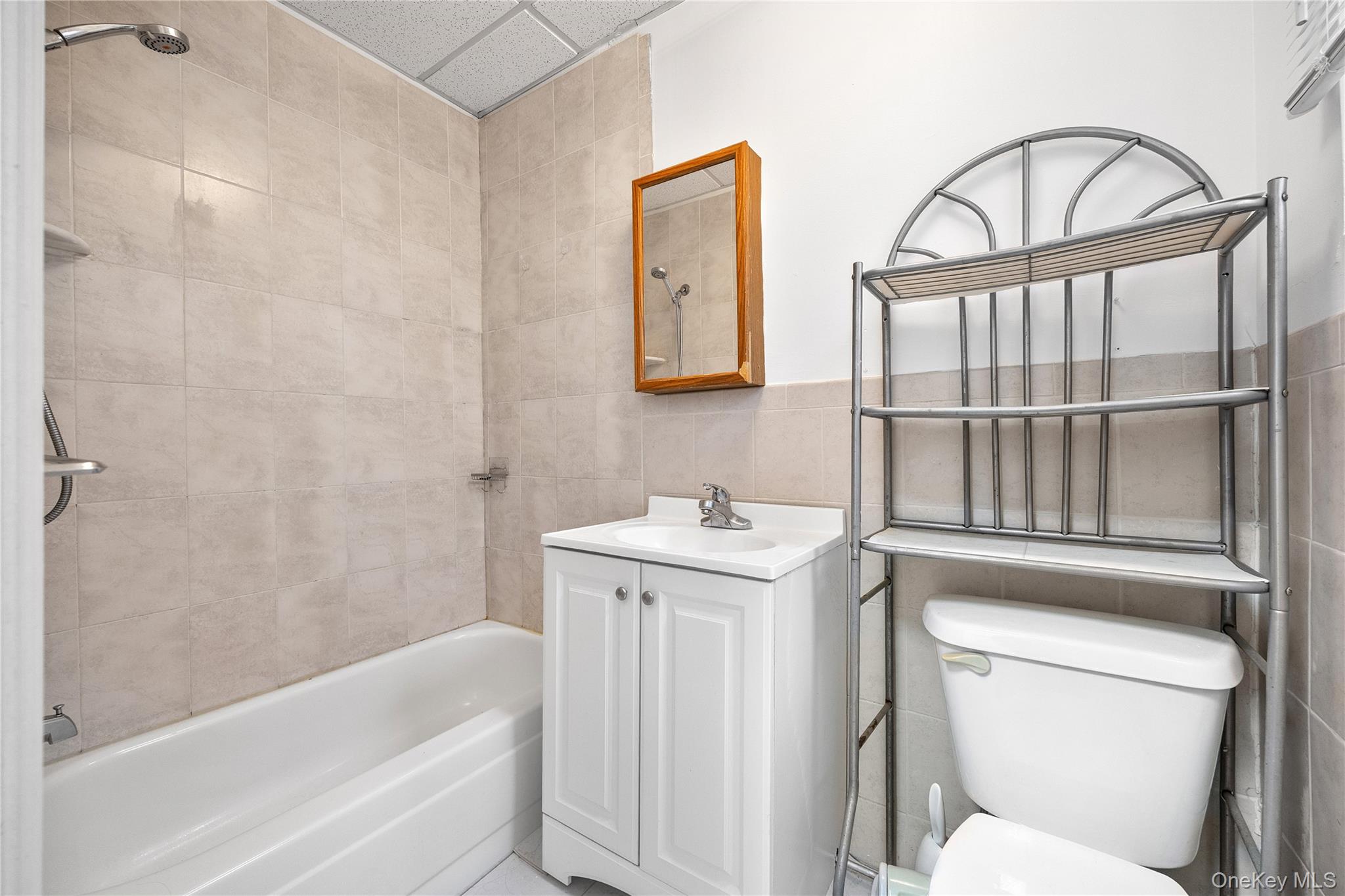 152-26/28 Northern Boulevard, Flushing, NY 11354