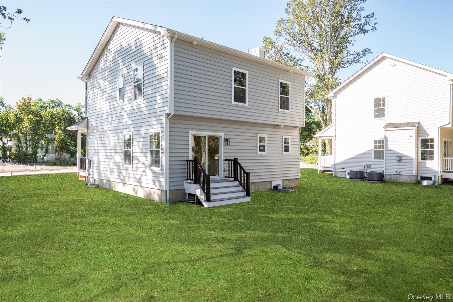 2 Gail-Grace Court, Copiague, NY 11726