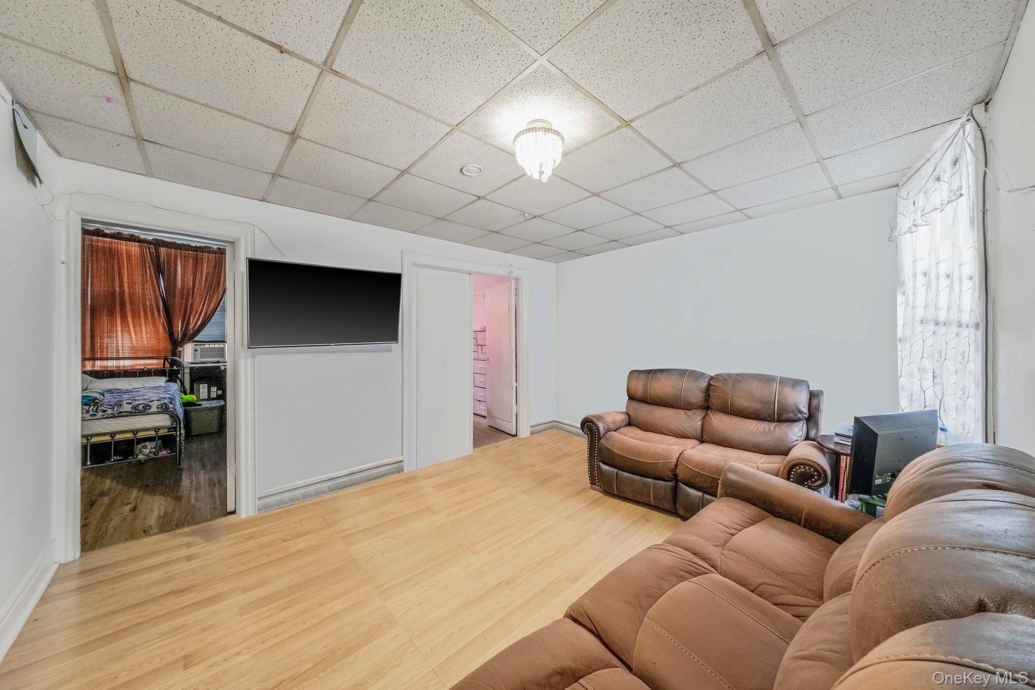 61 1/2 Glen Street, Glen Cove, NY 11542