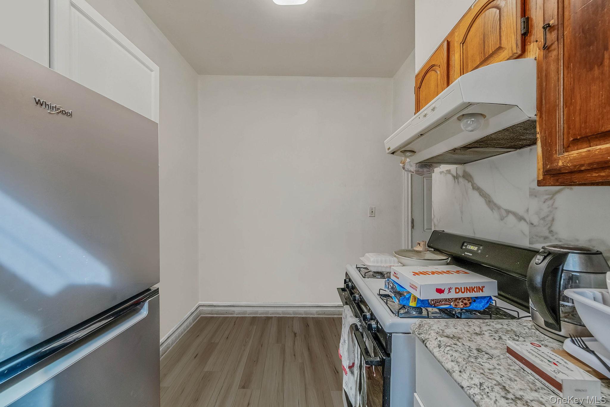 61 1/2 Glen Street, Glen Cove, NY 11542