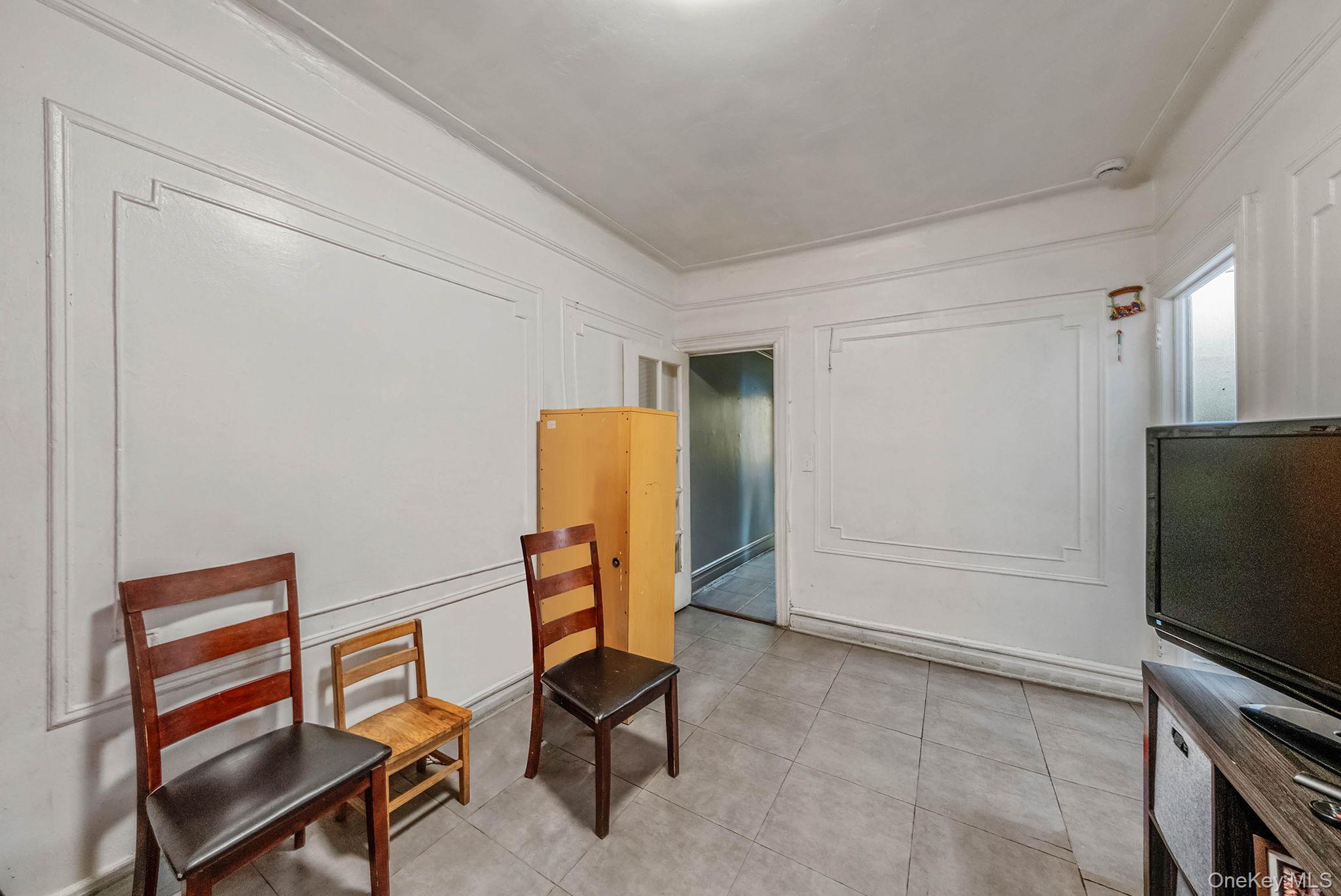 61 1/2 Glen Street, Glen Cove, NY 11542