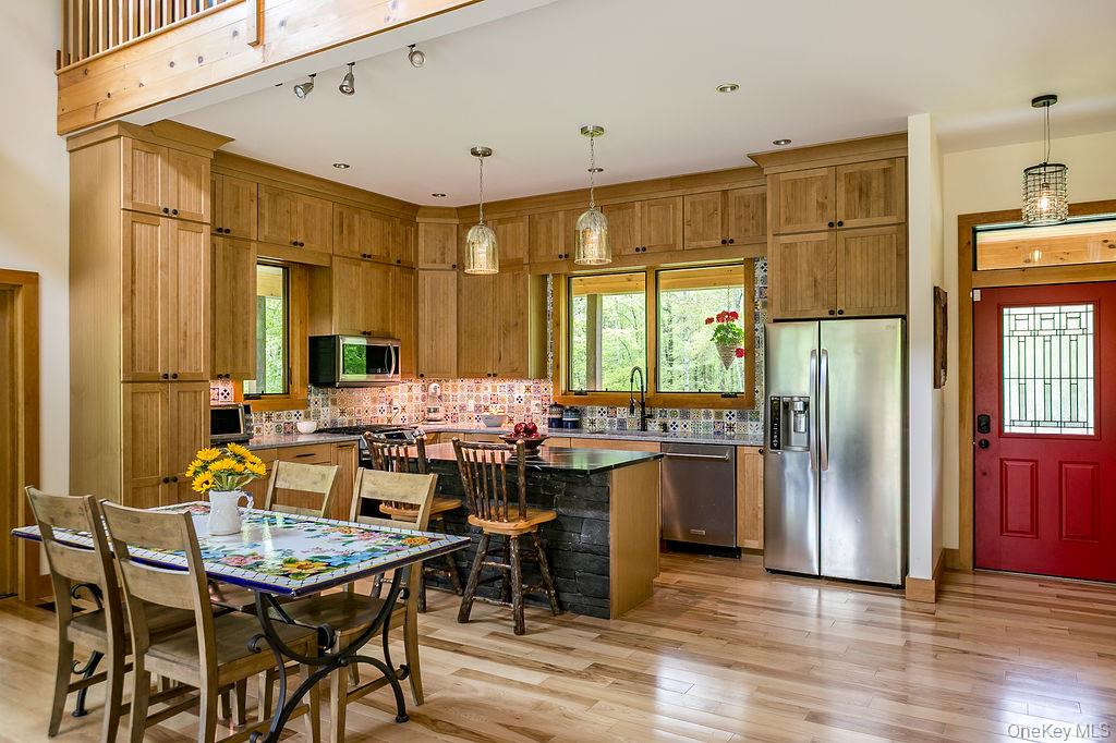 43 Bee Tree Lane, Accord, NY 12404