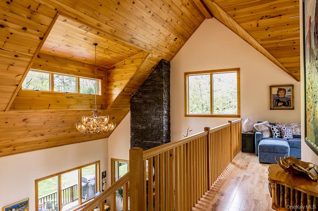 43 Bee Tree Lane, Accord, NY 12404