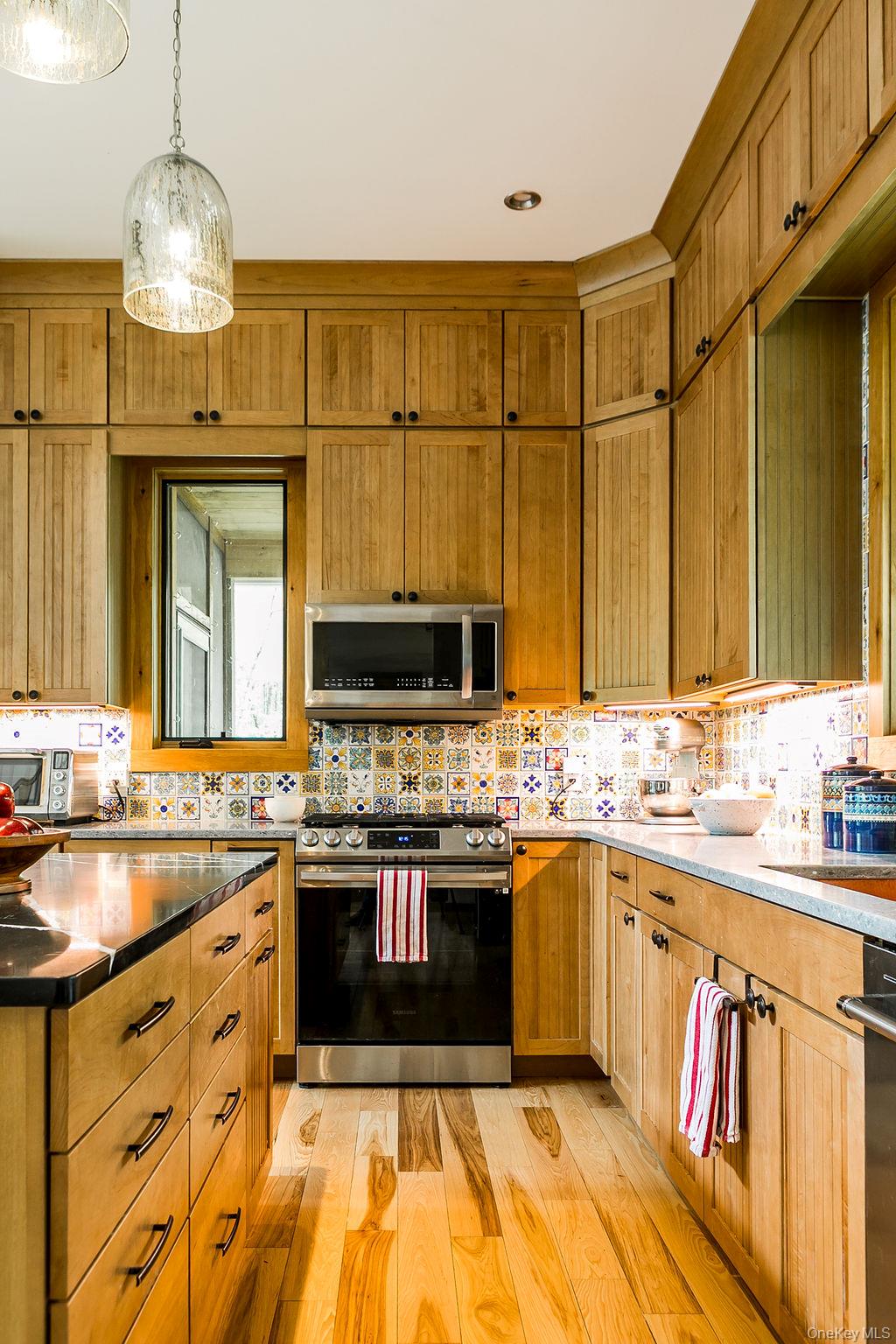 43 Bee Tree Lane, Accord, NY 12404