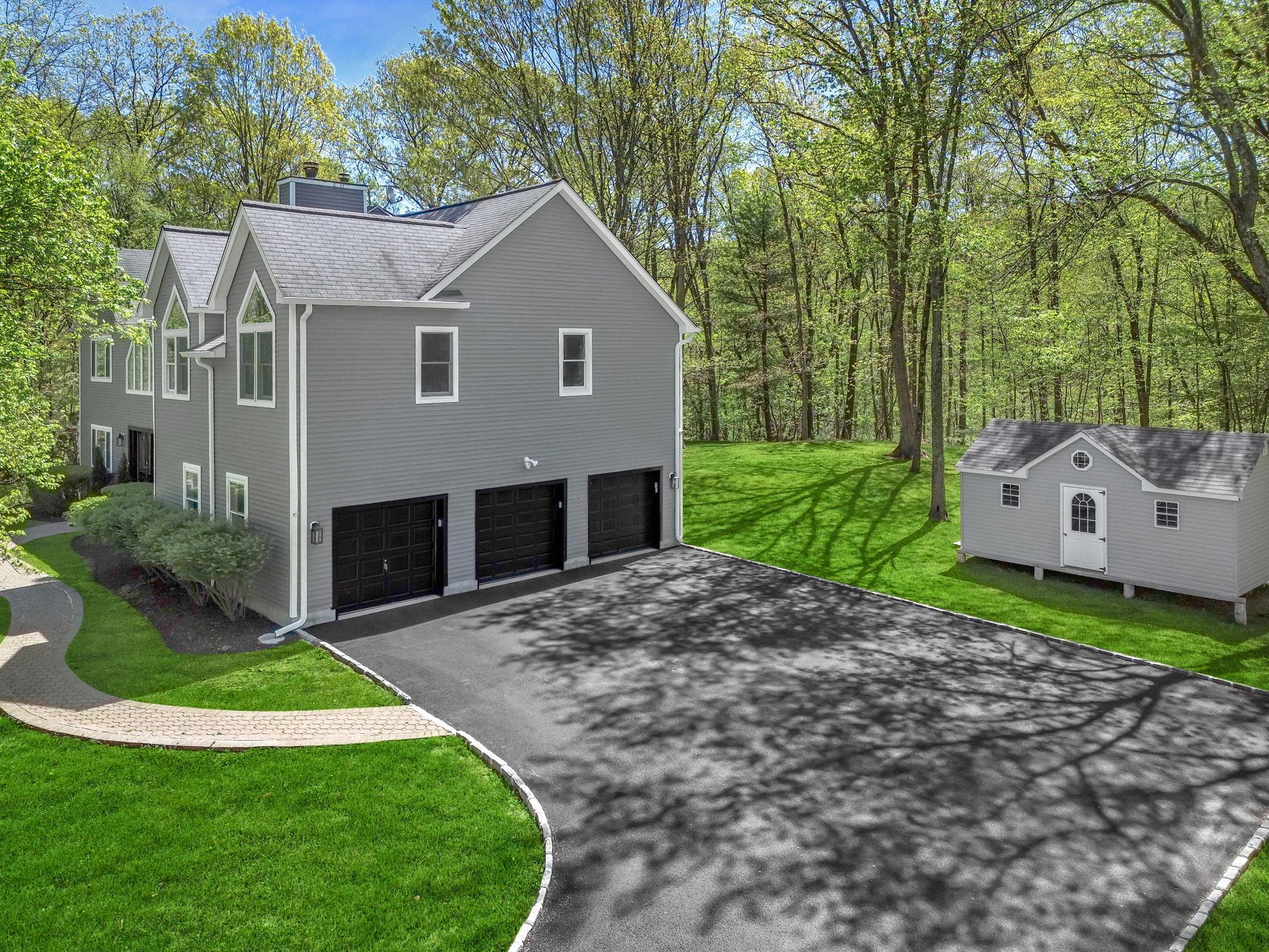 1121 Estates Drive, Ossining, NY 10562