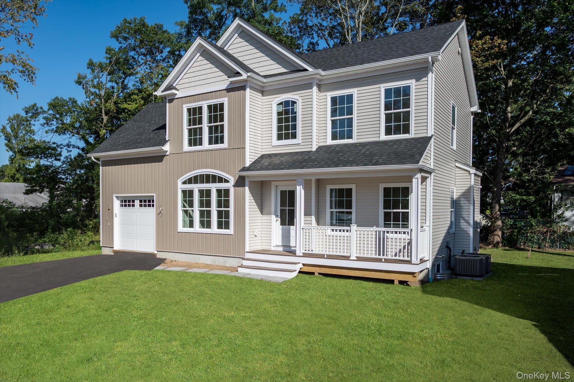 4 Gail-Grace Court, Copiague, NY 11726
