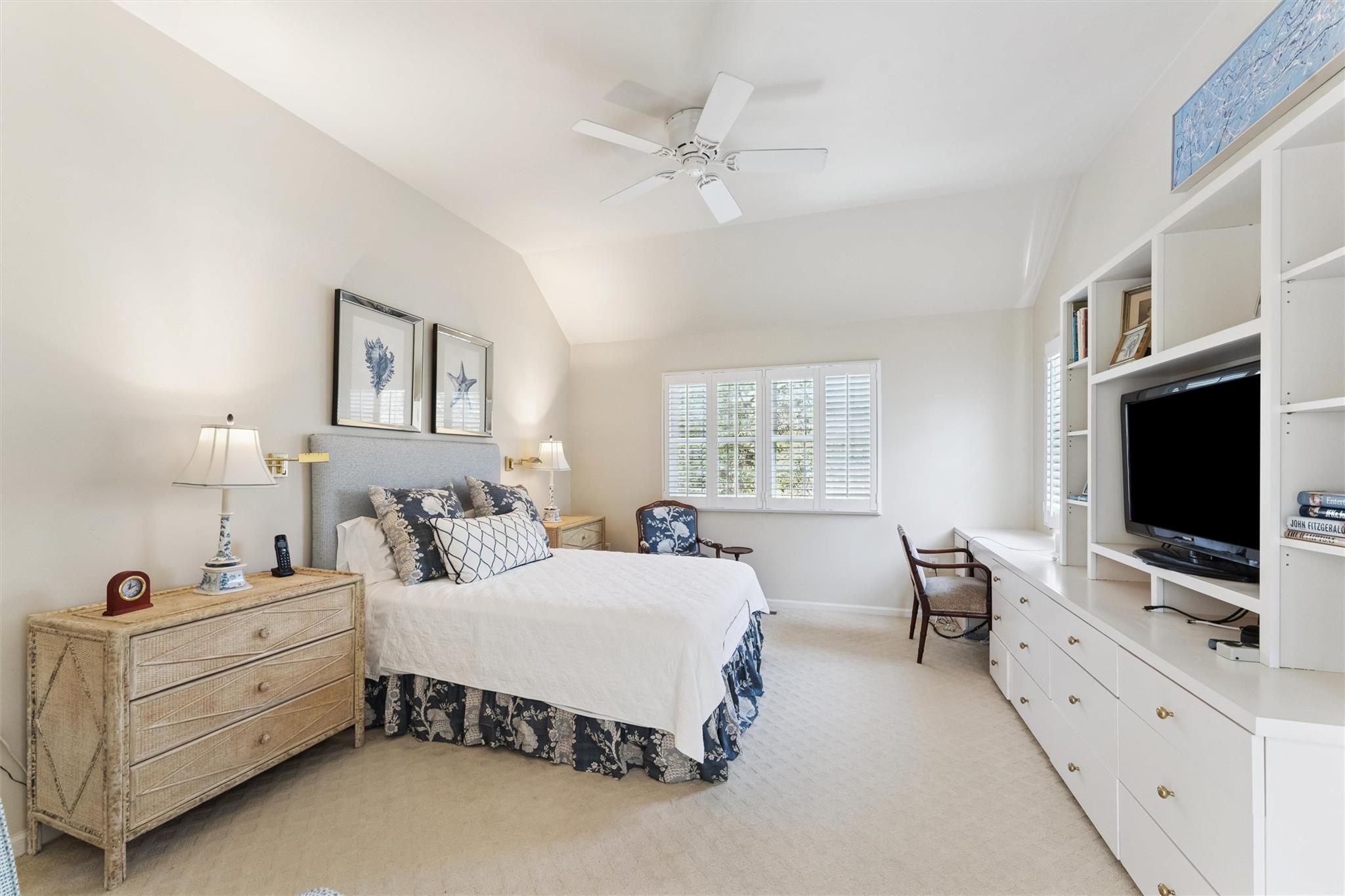30 Brittany Lane # 30, Westhampton Beach, NY 11978