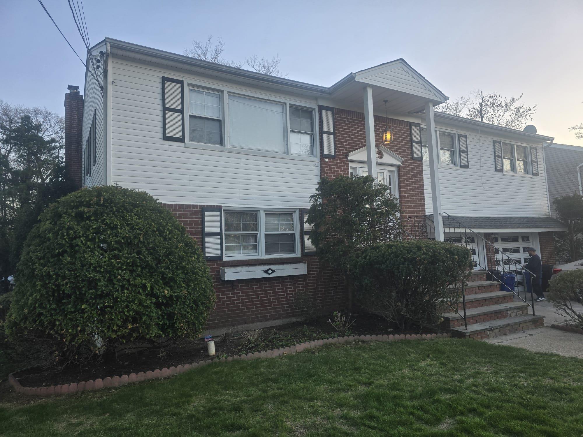 1571 Greenway Boulevard, Valley Stream, NY 11580