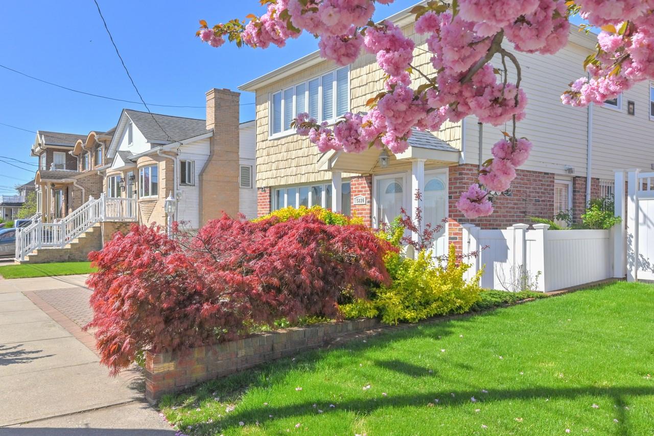 158-20 100 Street, Howard Beach, NY 11414