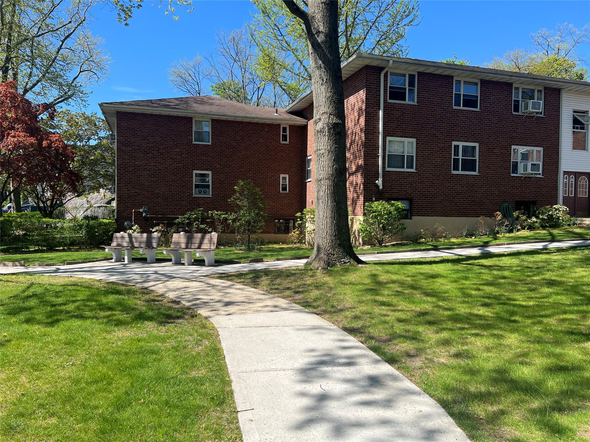 855 Palisade # 2E, Yonkers, NY 10703