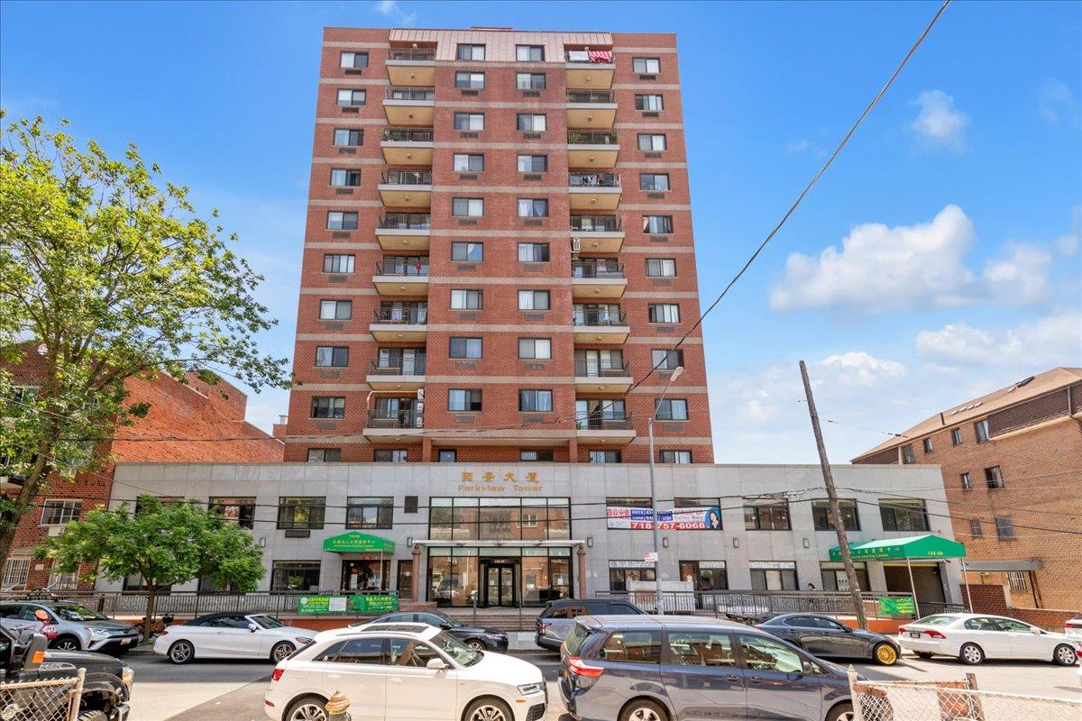 132-26 Avery Avenue # 2F, Flushing, NY 11355