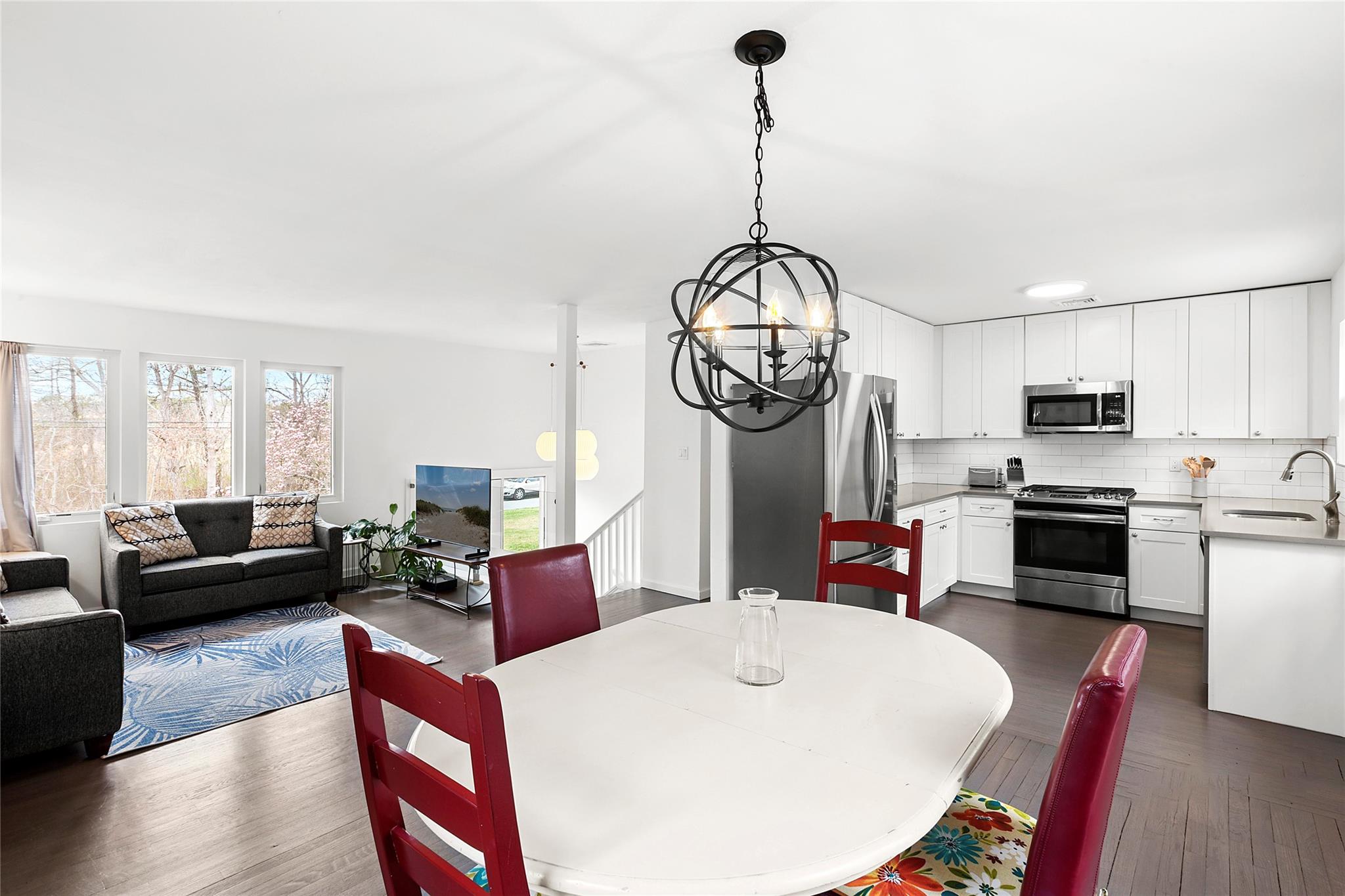 14 Old Main Road, Quogue, NY 11959