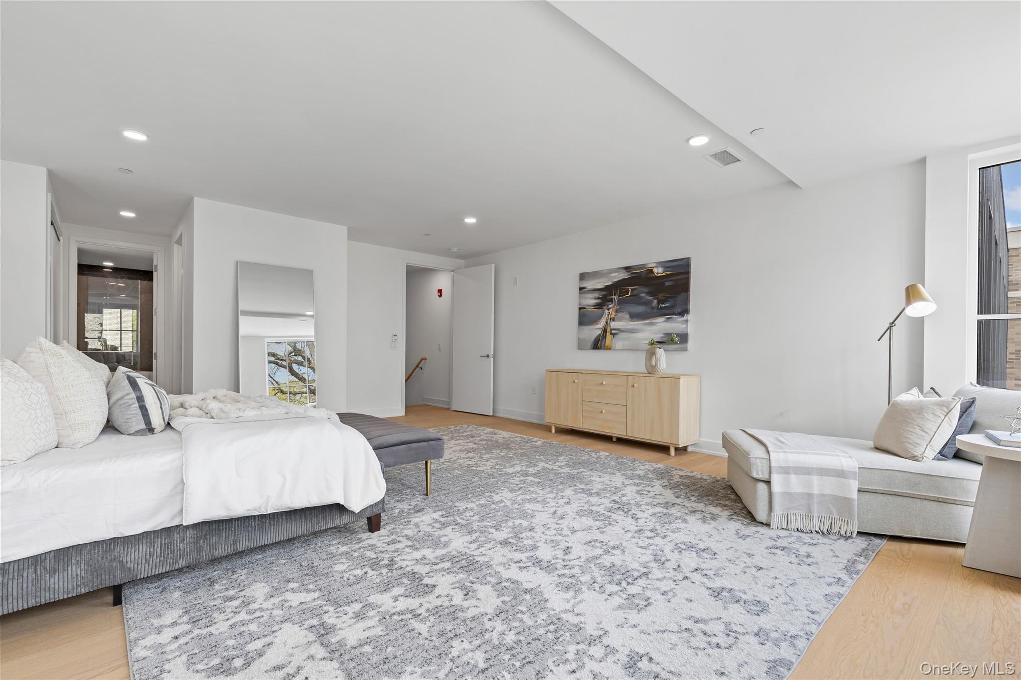 33 Calvert Street # TH7, Harrison, NY 10528