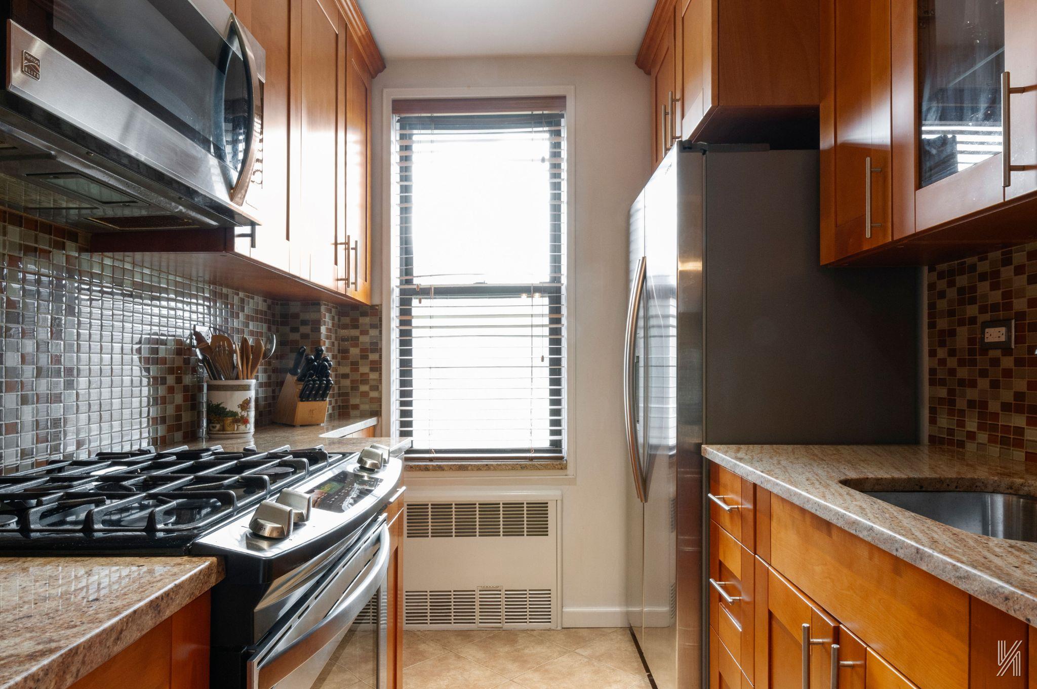 33-47 91st Street # 5H, Jackson Heights, NY 11372