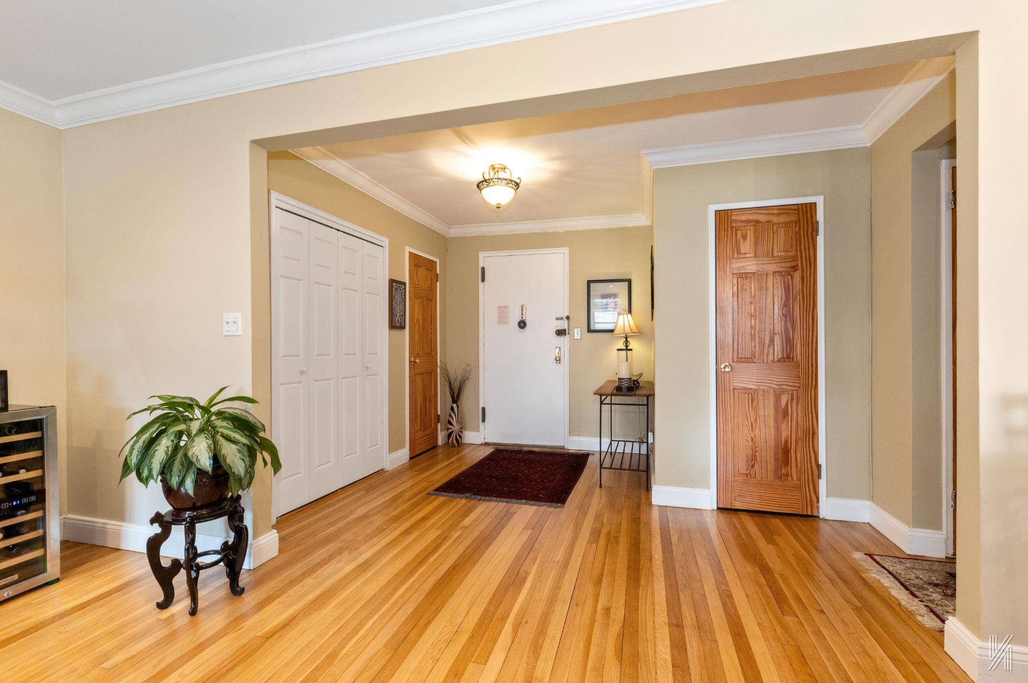 33-47 91st Street # 5H, Jackson Heights, NY 11372