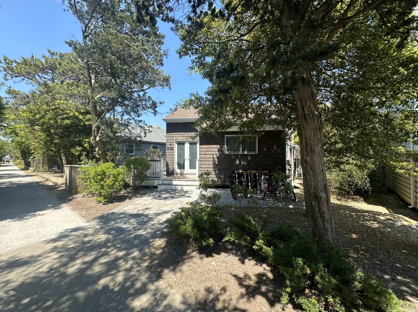 574 Bayberry Walk, Ocean Beach, NY 11770