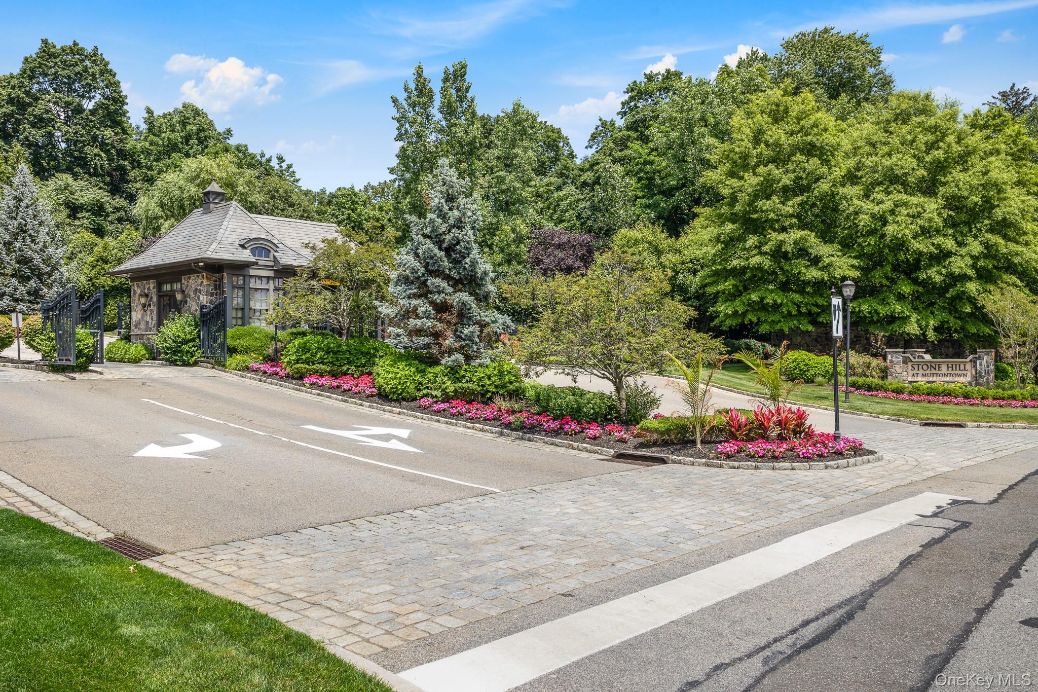 9 Earle Drive, Muttontown, NY 11791