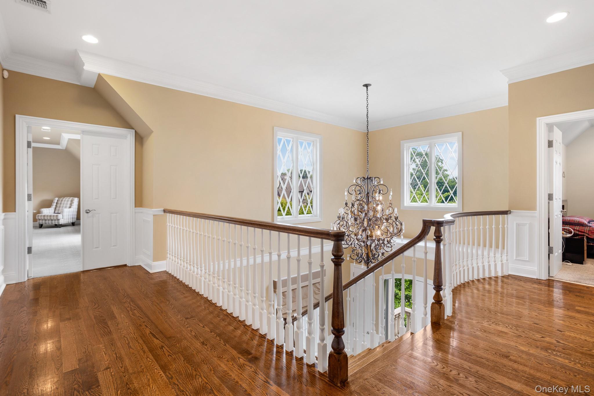 9 Earle Drive, Muttontown, NY 11791