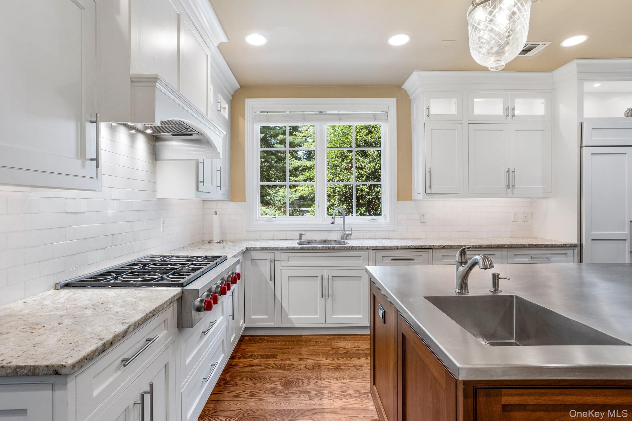 9 Earle Drive, Muttontown, NY 11791