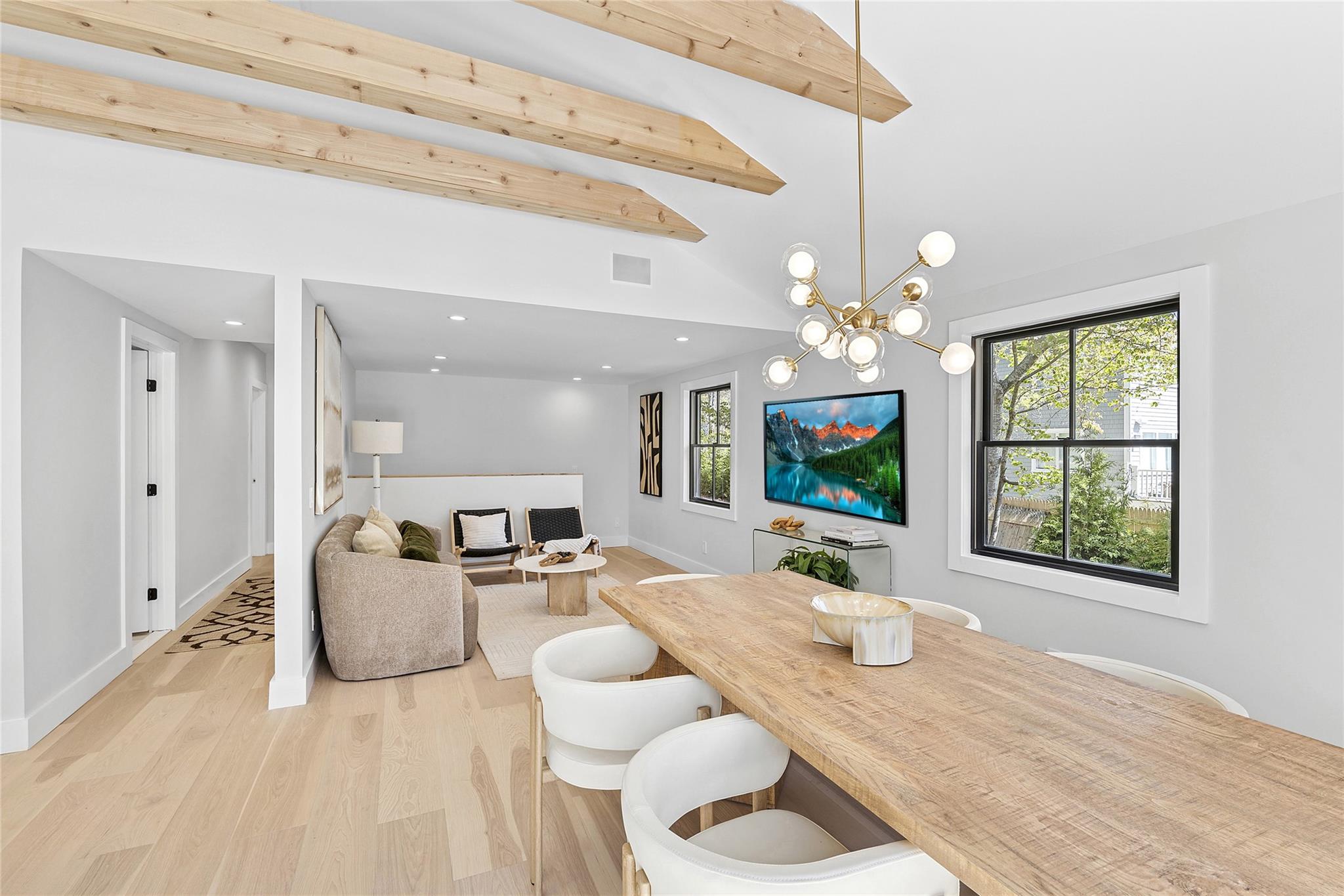 20 Boatheaders Lane N, East Hampton, NY 11937