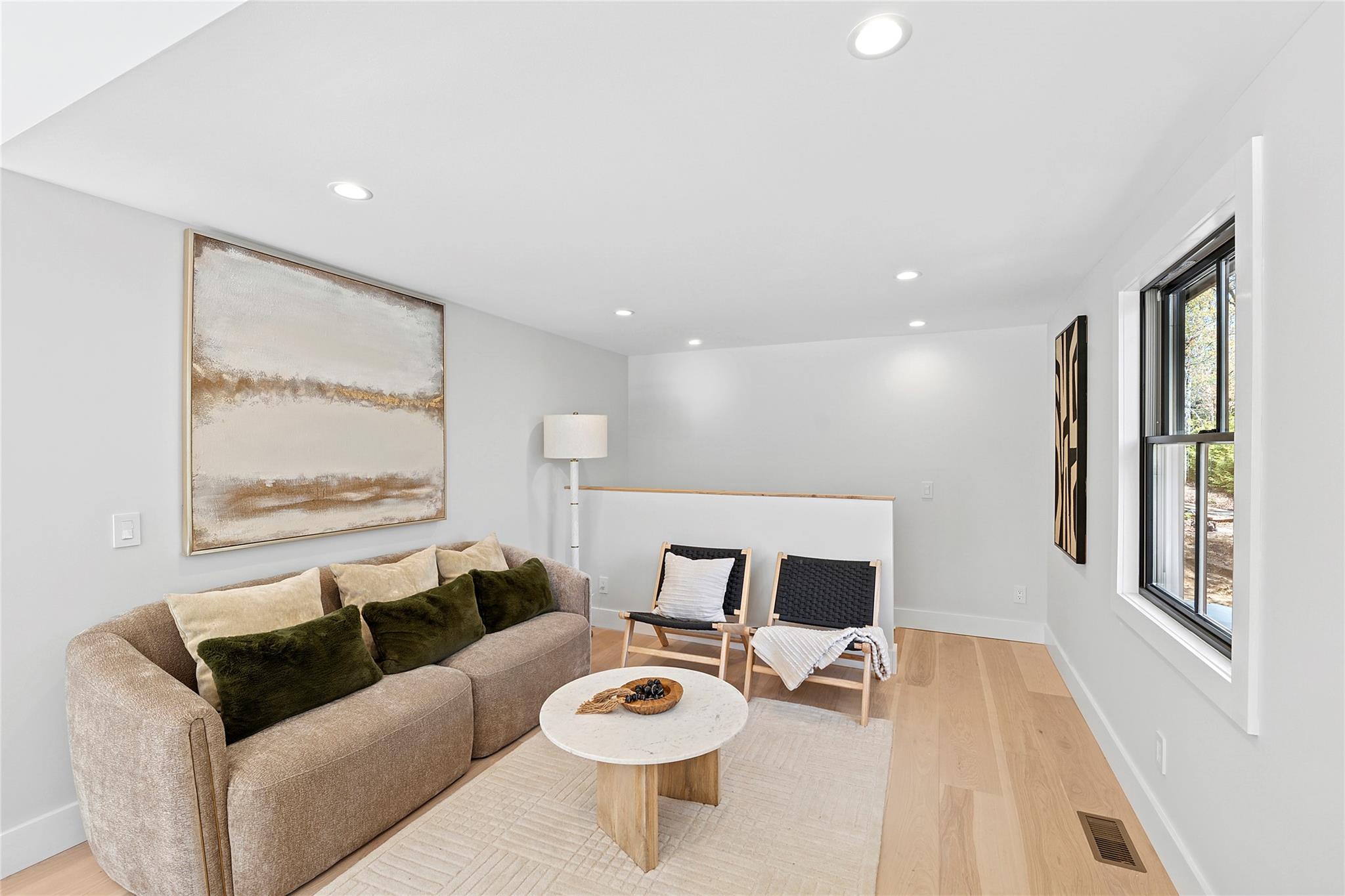 20 Boatheaders Lane N, East Hampton, NY 11937