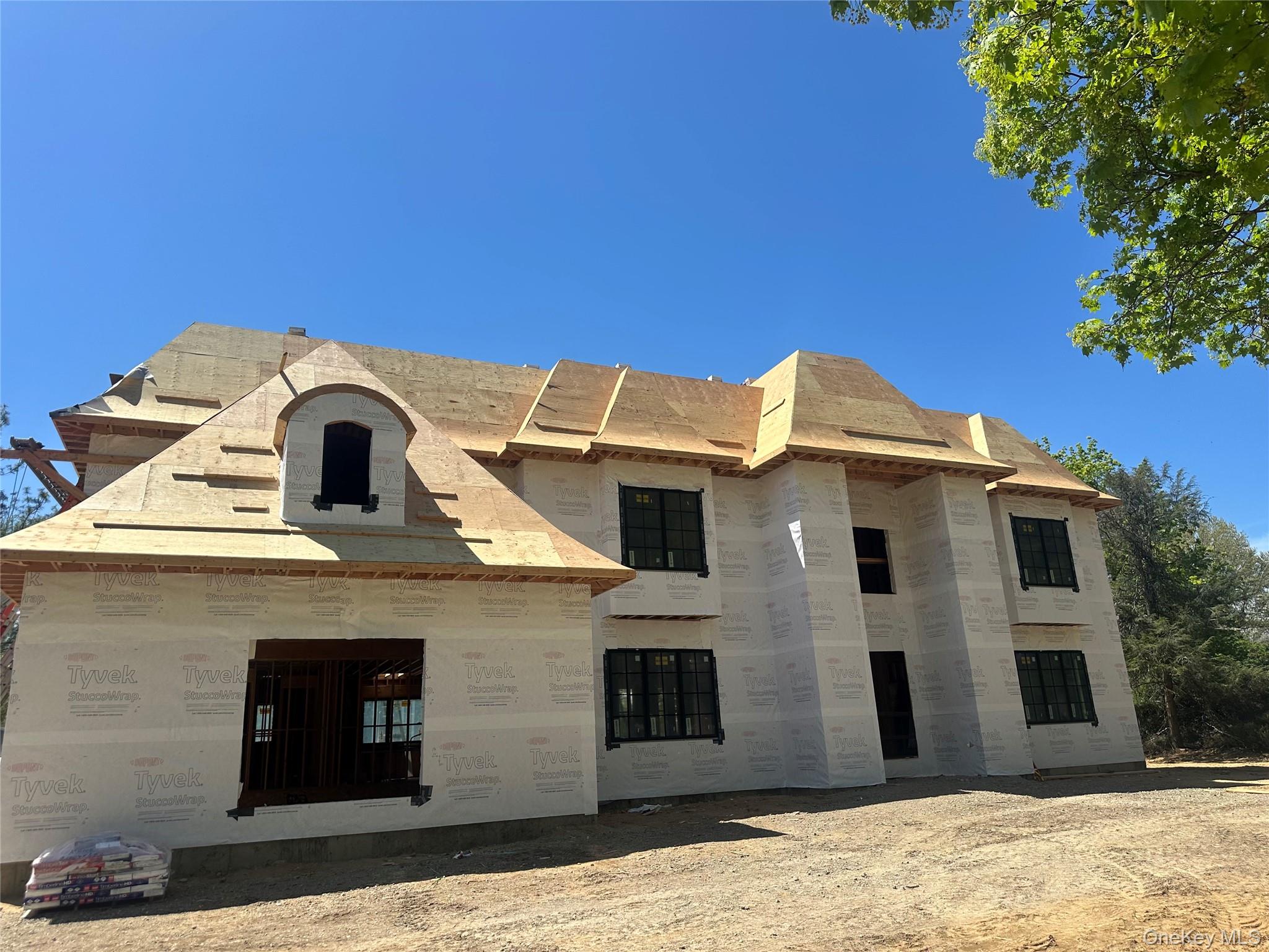 3 Wedgewood Drive, Dix Hills, NY 11746