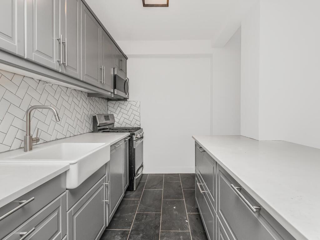 6 Fordham Hill Oval # 5D, Bronx, NY 10468