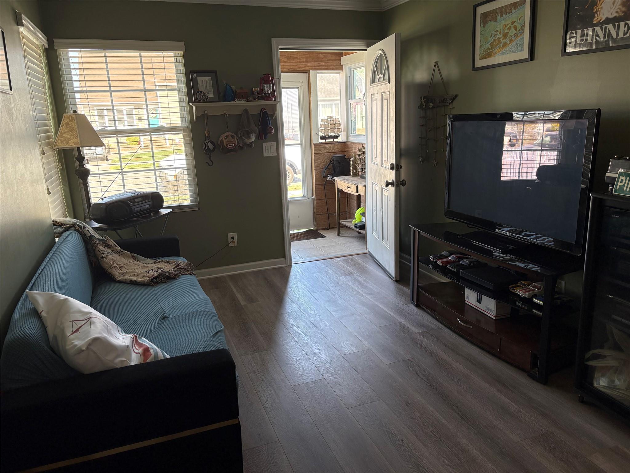 260 East Drive, Copiague, NY 11726