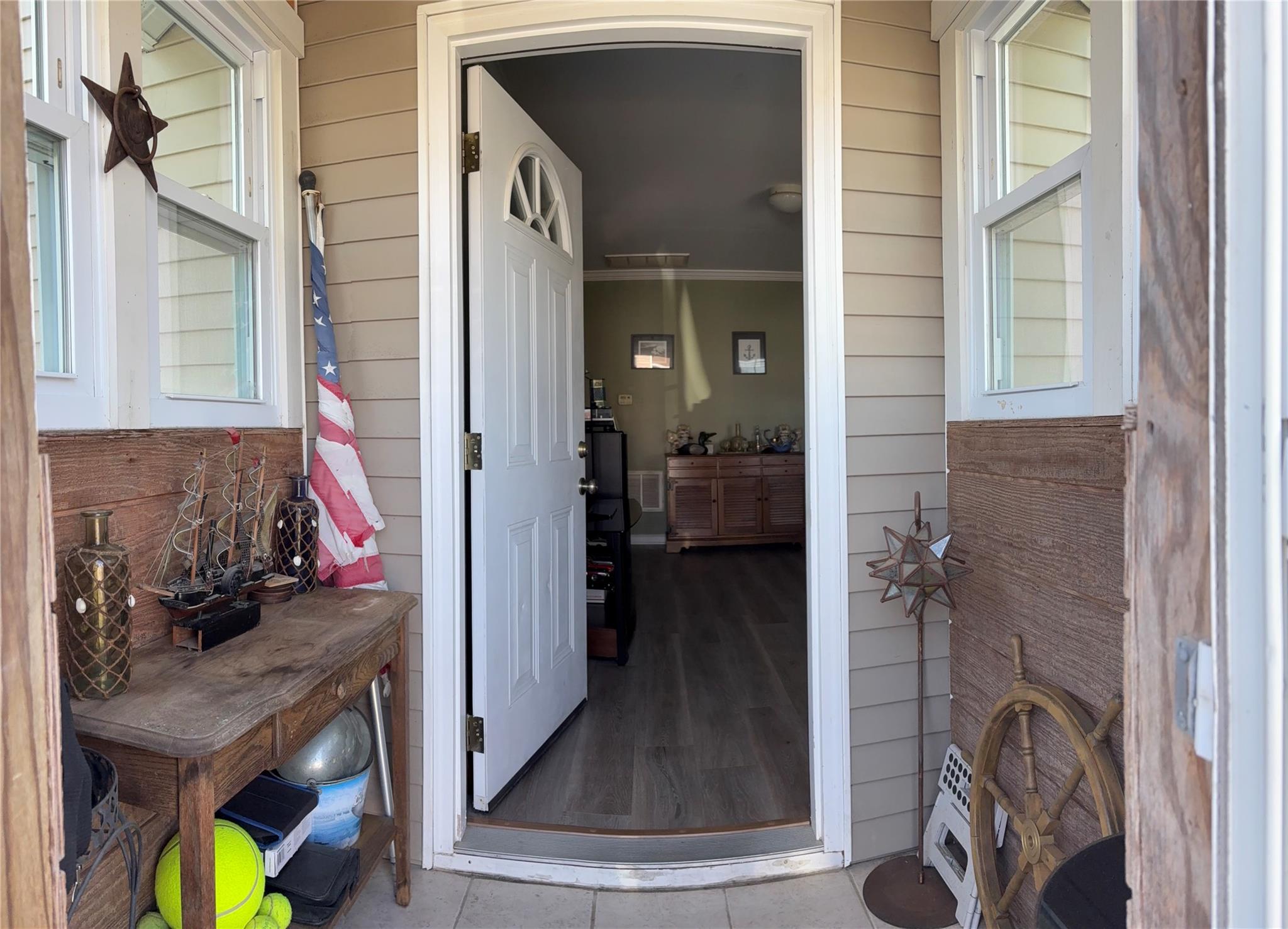 260 East Drive, Copiague, NY 11726
