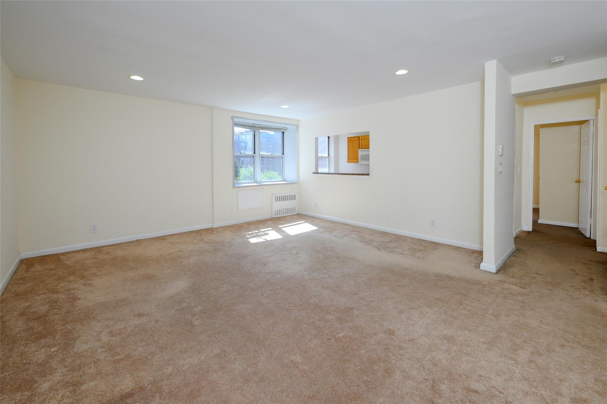 4 Sadore Lane # 3M, Yonkers, NY 10710