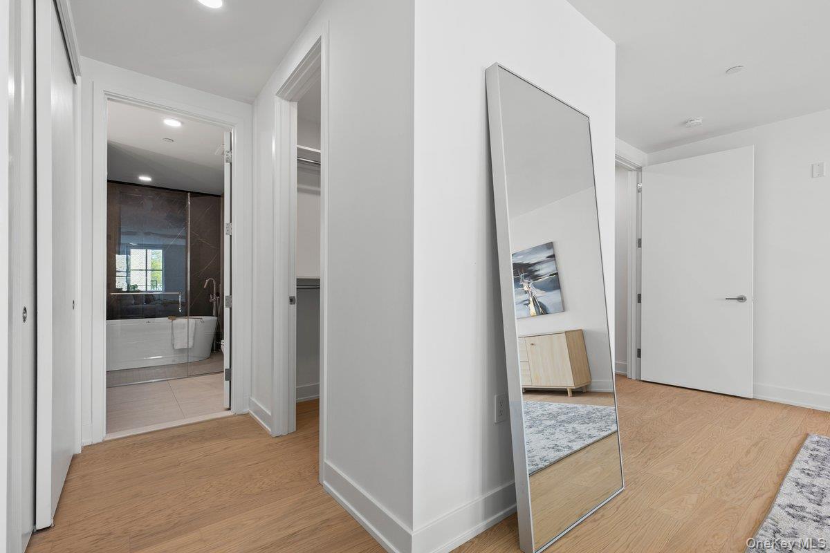 33 Calvert Street # TH14, Harrison, NY 10528