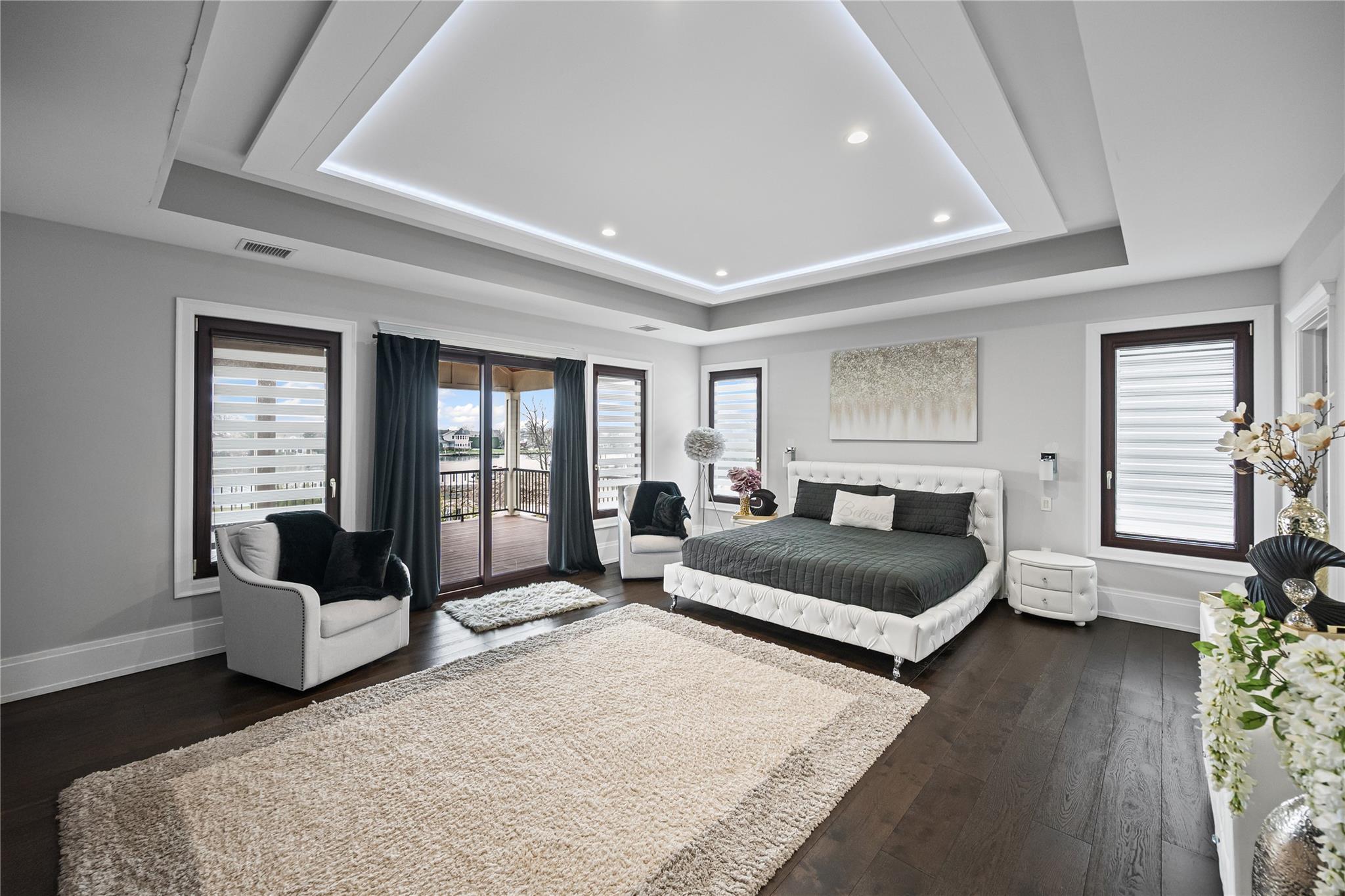185 Willetts Lane, West Islip, NY 11795