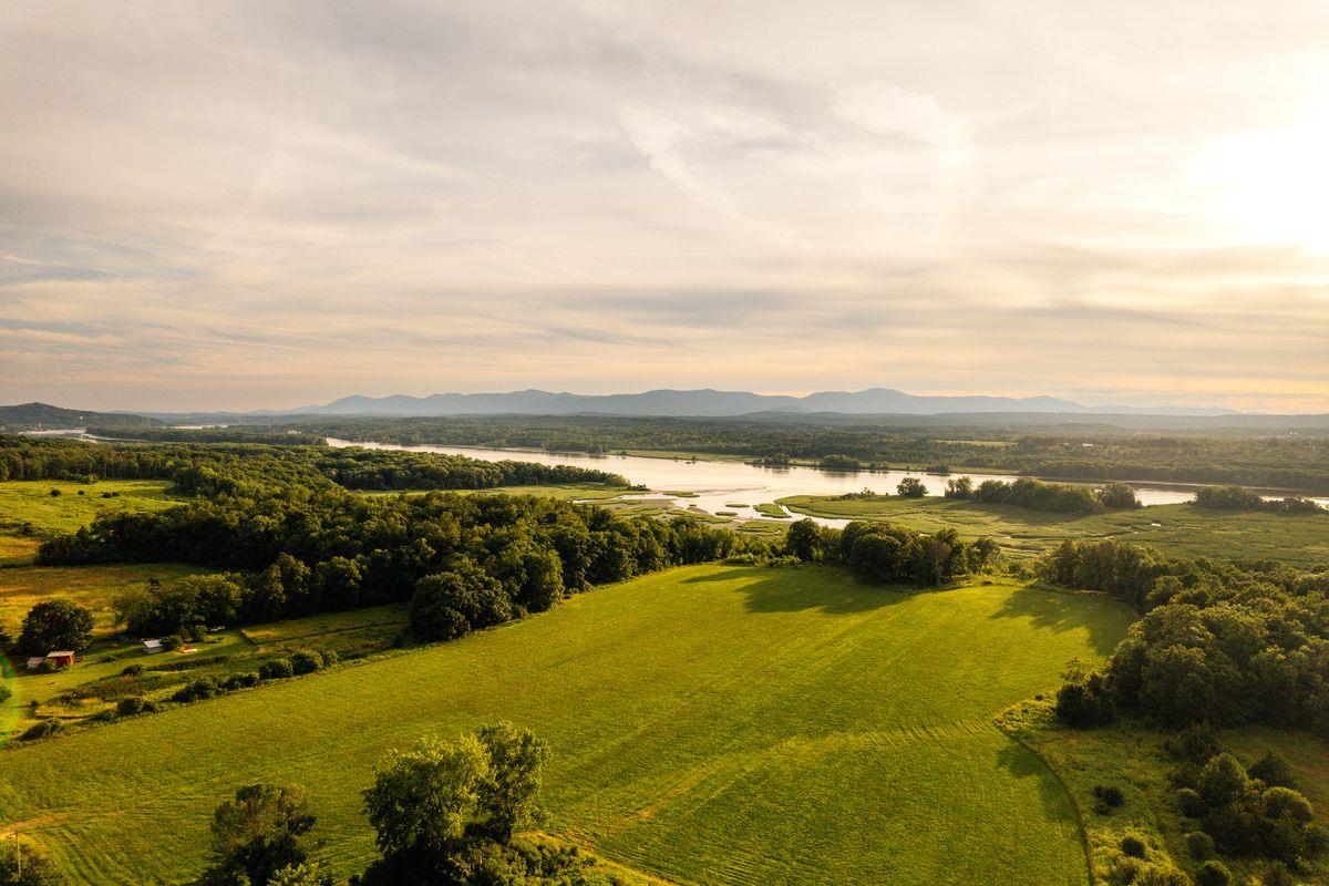 6881 Rod And Gun Road, Hudson, NY 12534