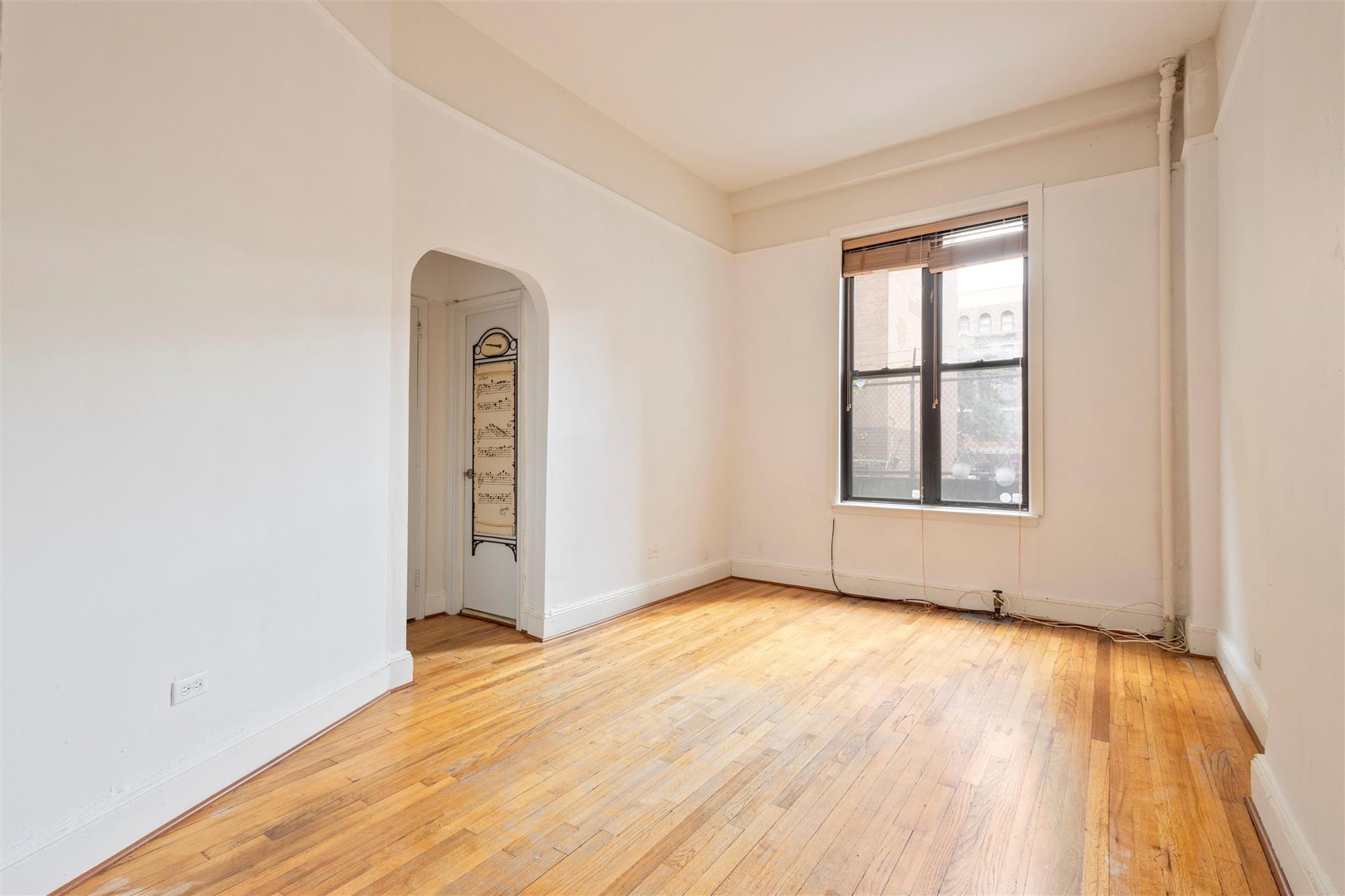 135-137 W 115th Street # 1E, New York (Manhattan), NY 10026