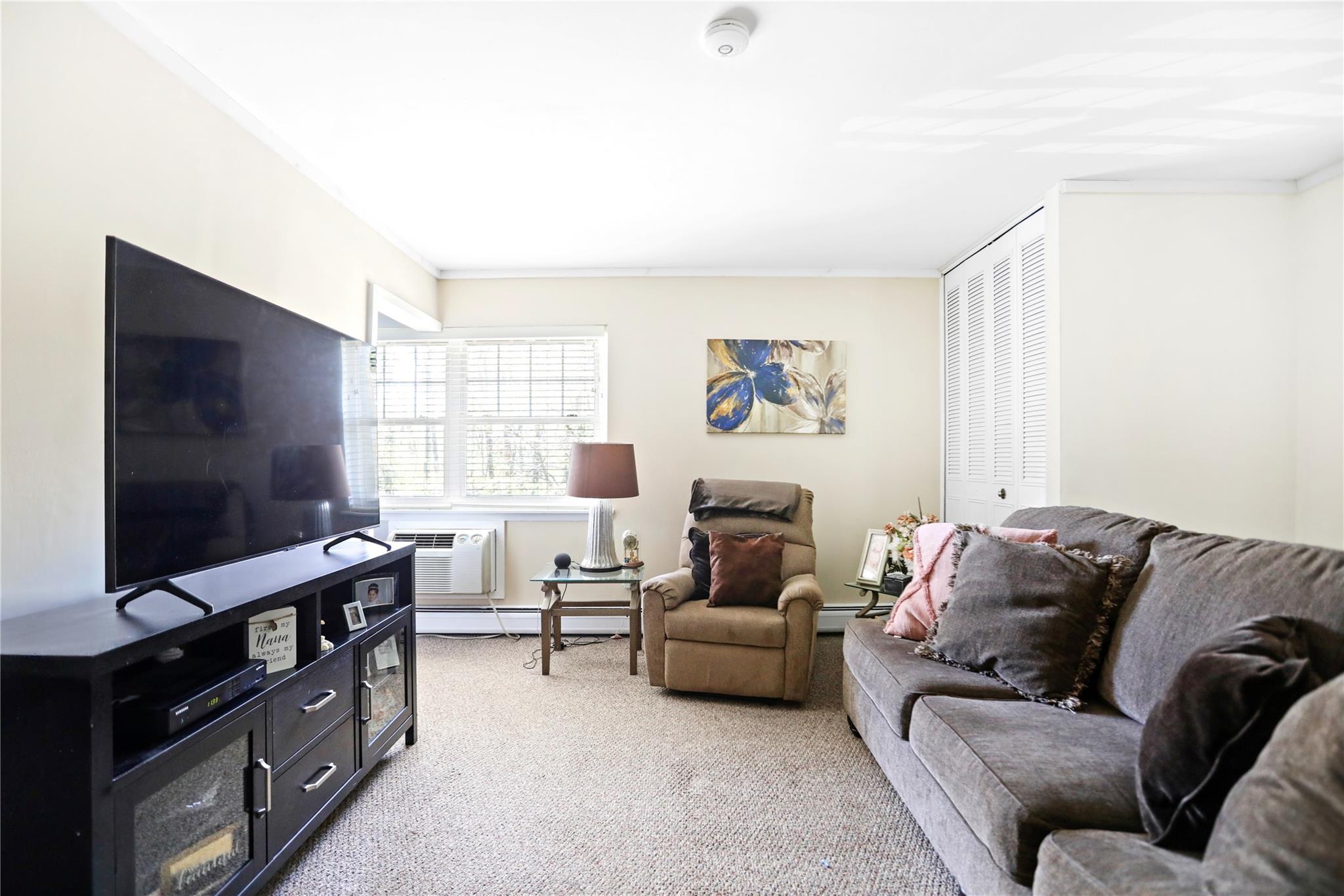 7 Glen Hollow Drive # B45, Holtsville, NY 11742