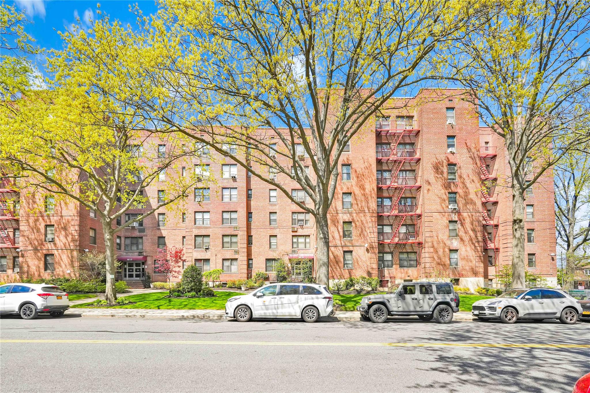 142-21 26th Ave # 1D, Flushing, NY 11354