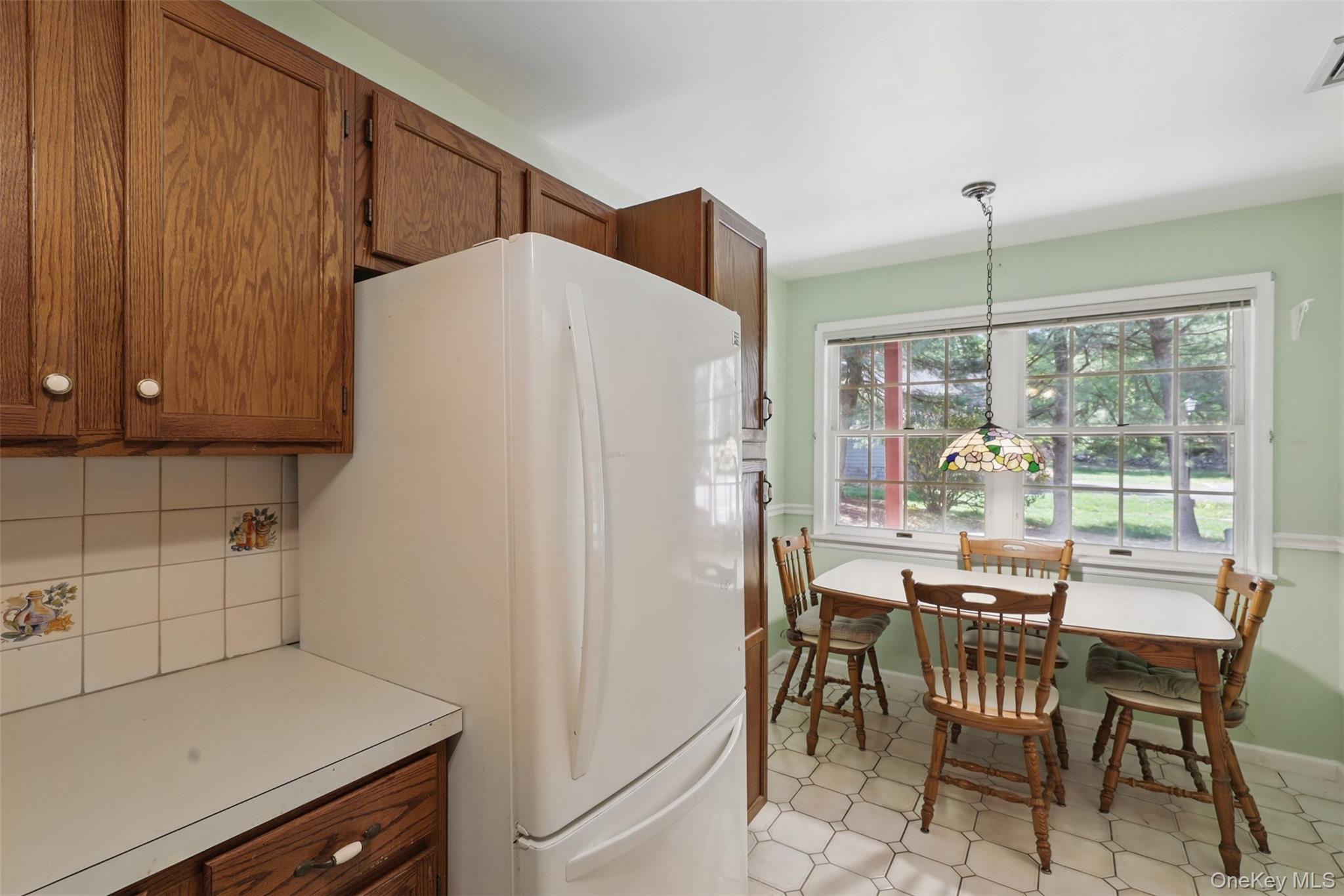 21 Lamplight Street, Beacon, NY 12508