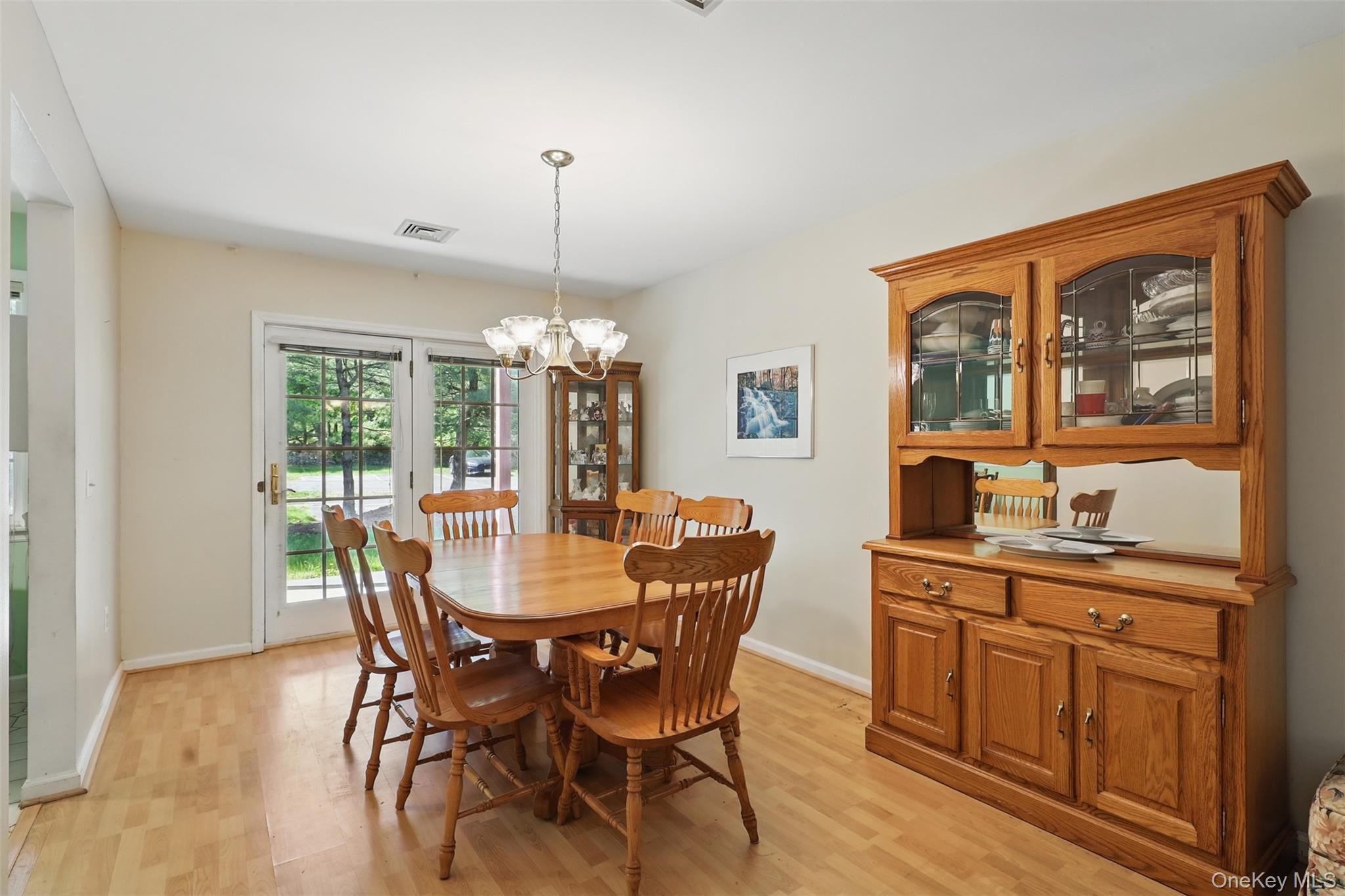 21 Lamplight Street, Beacon, NY 12508