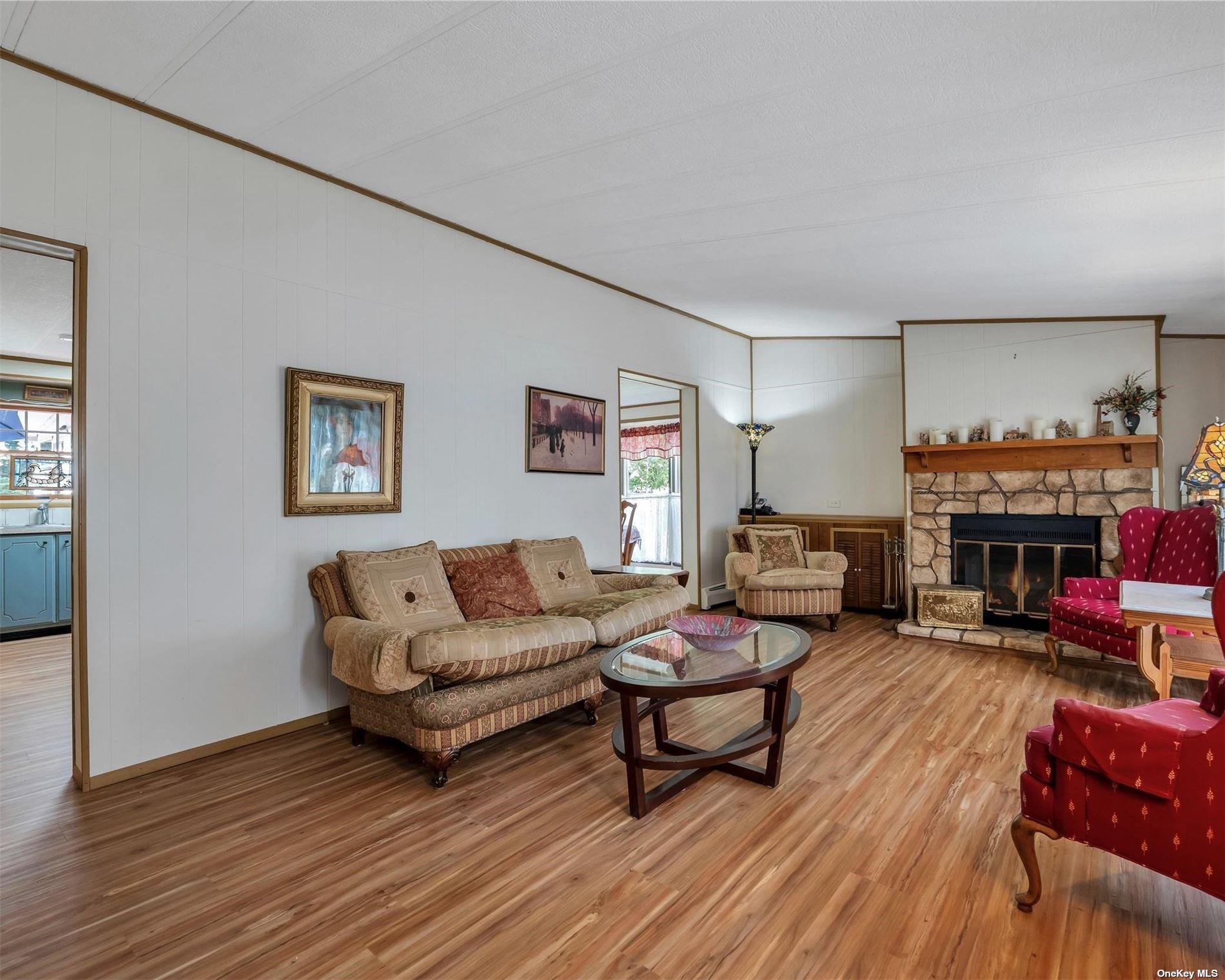 1407-54 Middle Road # 54, Calverton, NY 11933