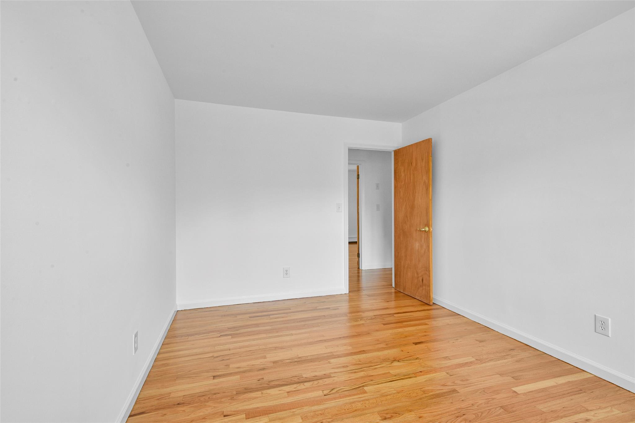 237 Gainsborg Avenue E # 2nd Floor, West Harrison, NY 10604