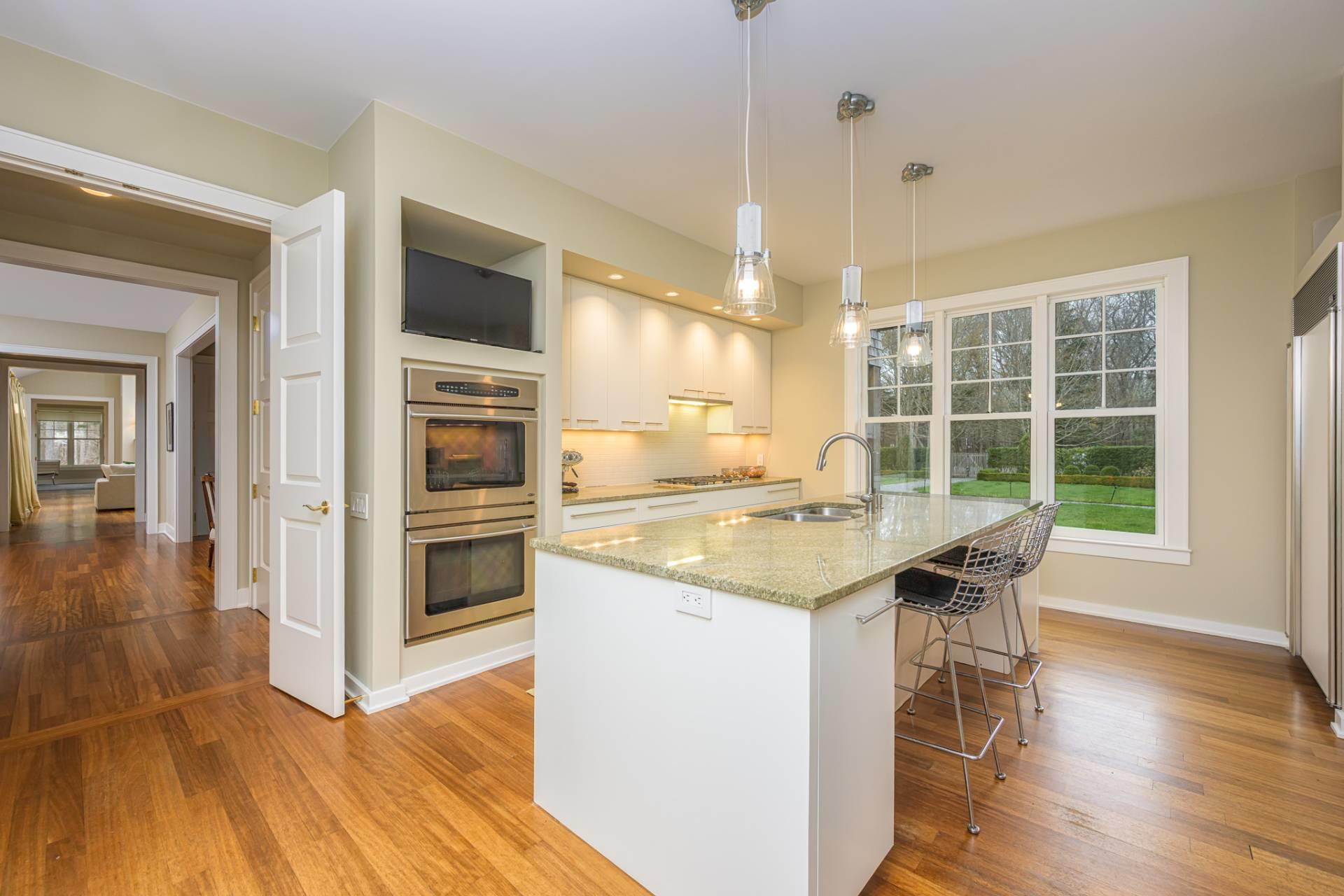 939 Springs Fireplace Road, East Hampton, NY 11937