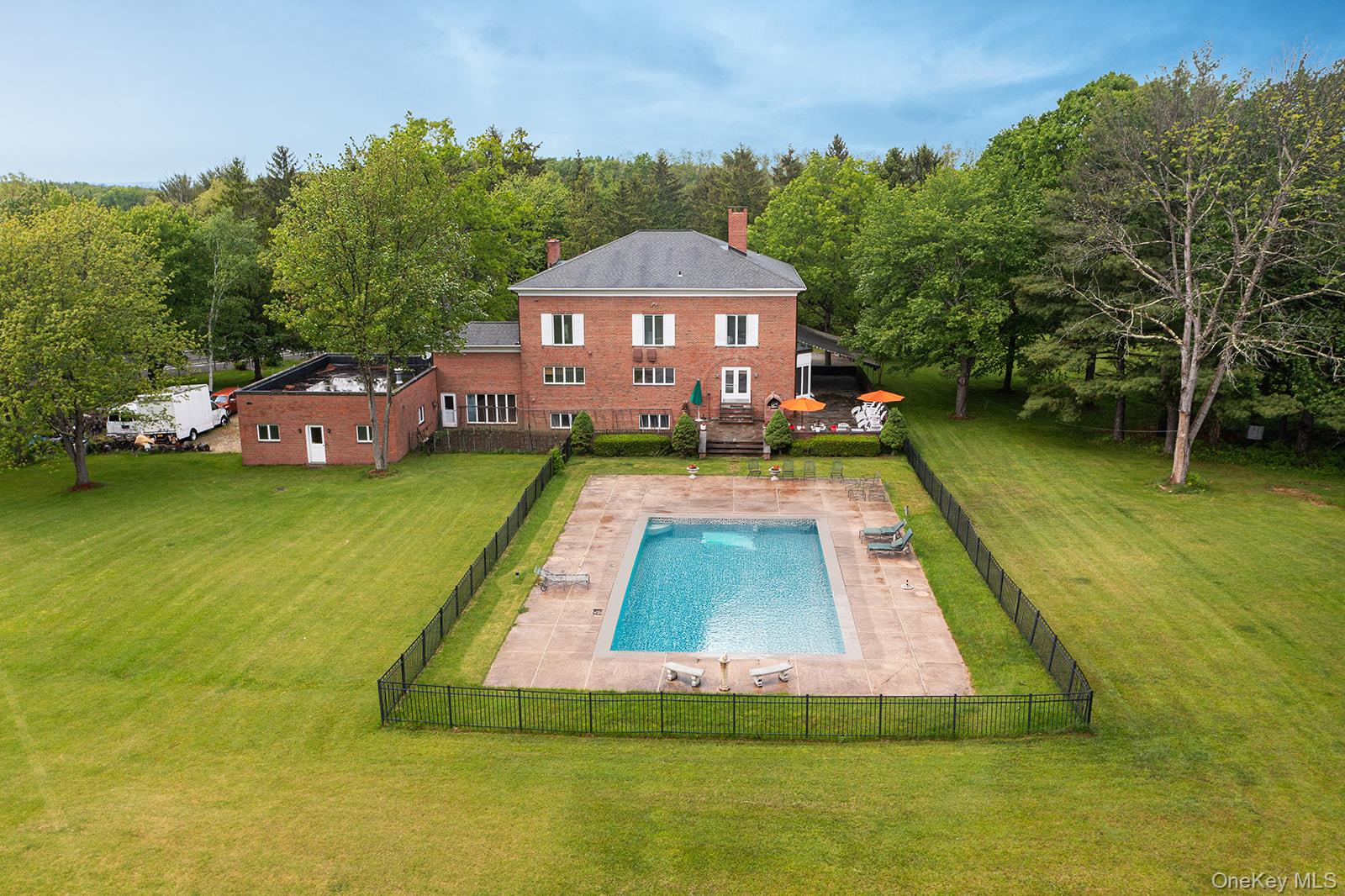 604 N Quaker Hill Road, Pawling, NY 12564