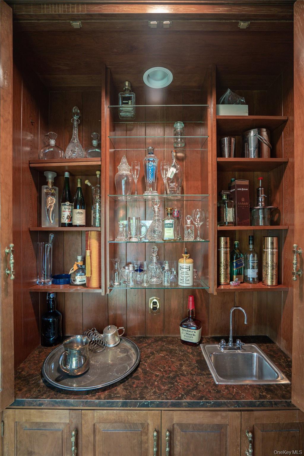 604 N Quaker Hill Road, Pawling, NY 12564