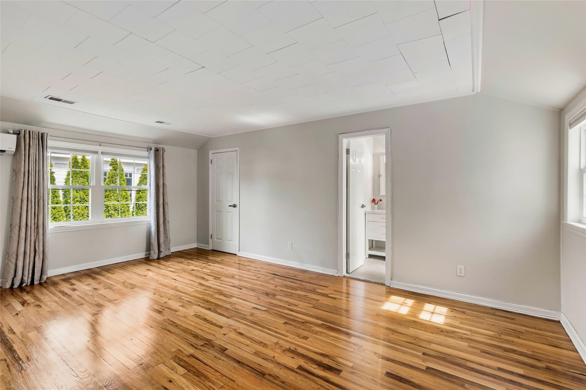 373 Great River Road, Great River, NY 11739