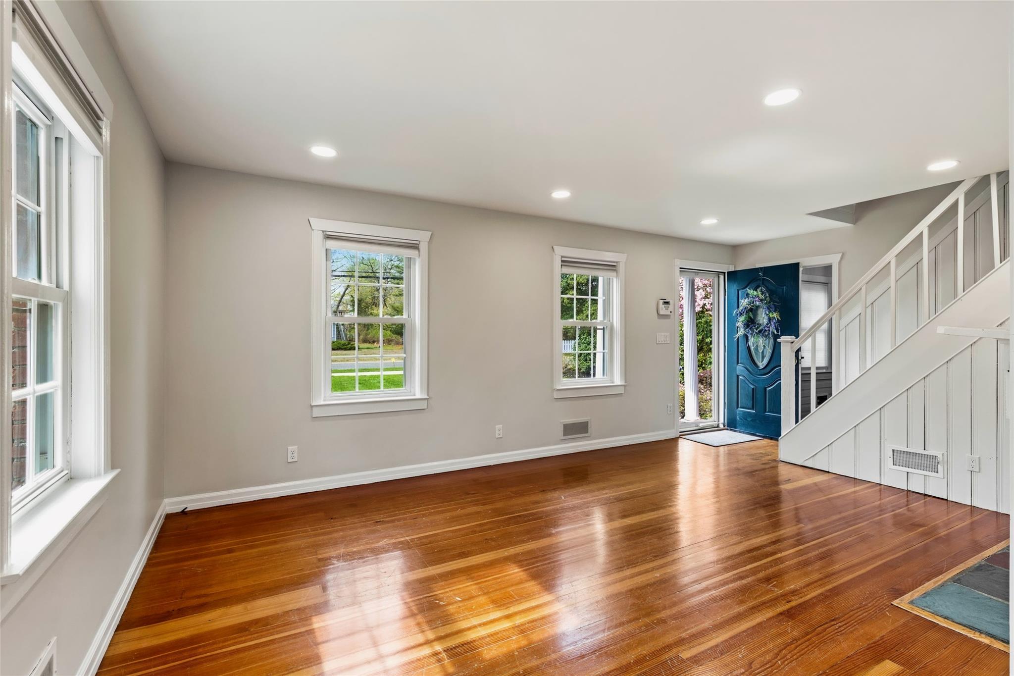 373 Great River Road, Great River, NY 11739