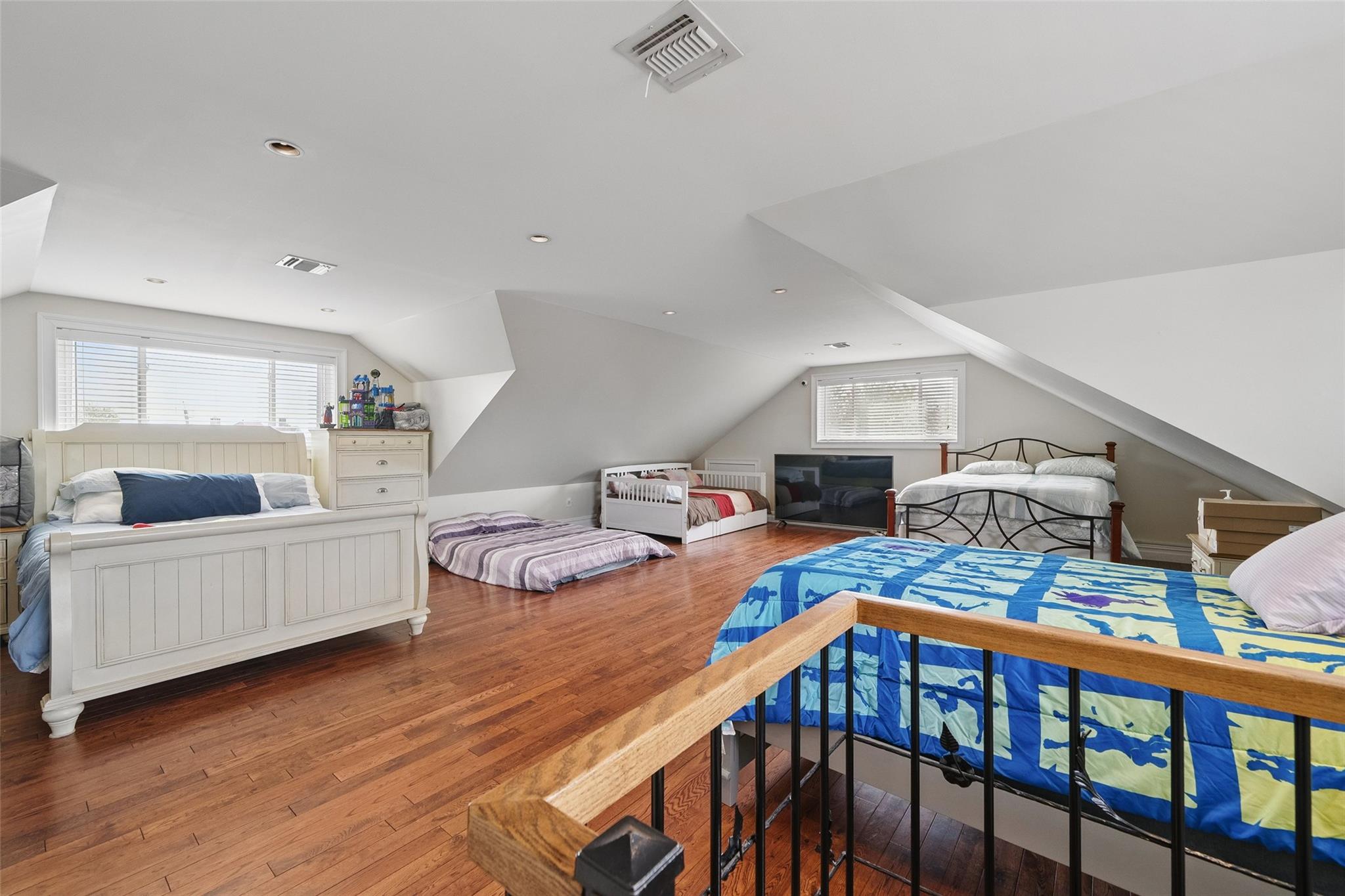 3348 Polo Place, Bronx, NY 10465